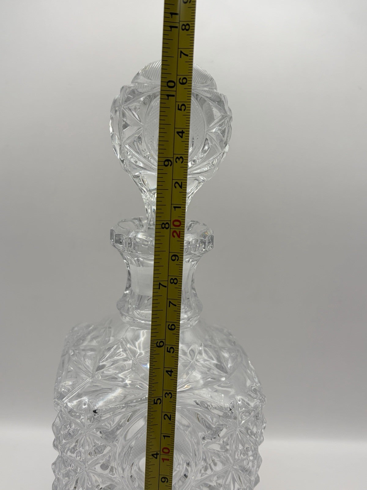 Vintage Decanter Crystal Glass Cut & Pressed w Stopper 10” Tall