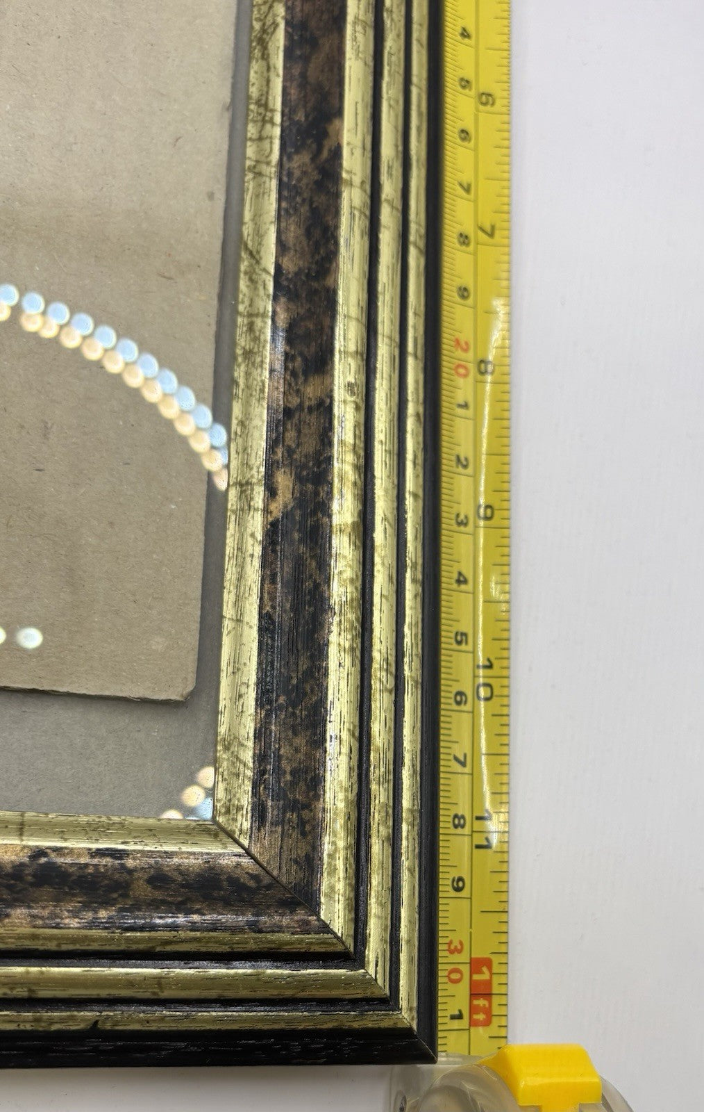 Antique-style Black and Gold Picture Frame 7x9 Photo Frame with Glass Front