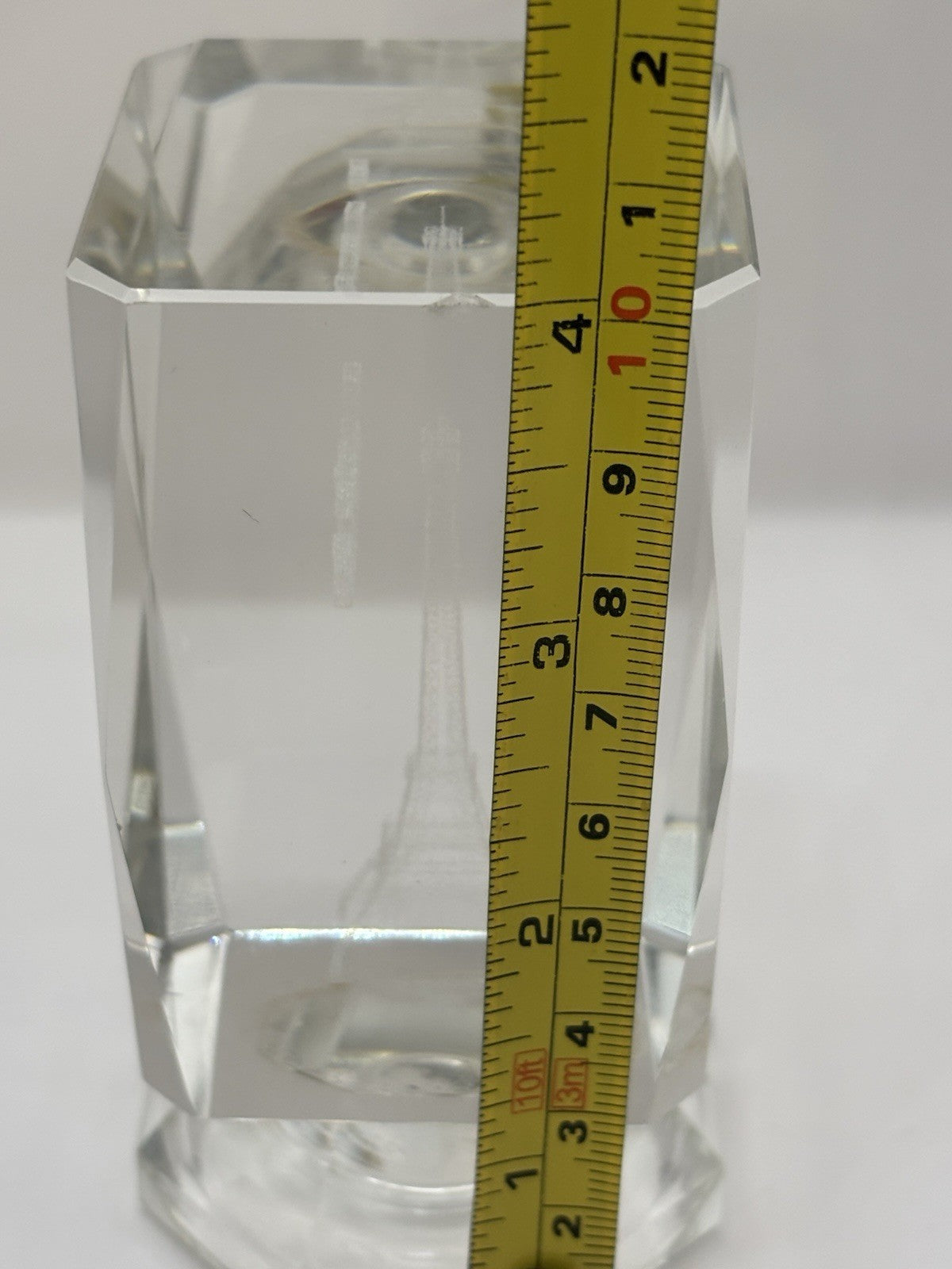 The Eiffel Tower 3D Laser-etched Crystal Souvenir Gift Home Decor Paperweight