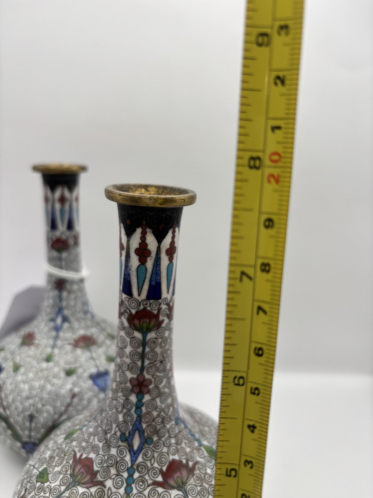 Antigue Chinese Cloisonné Enamel Vase 7.5 Inches Tall Floral Design