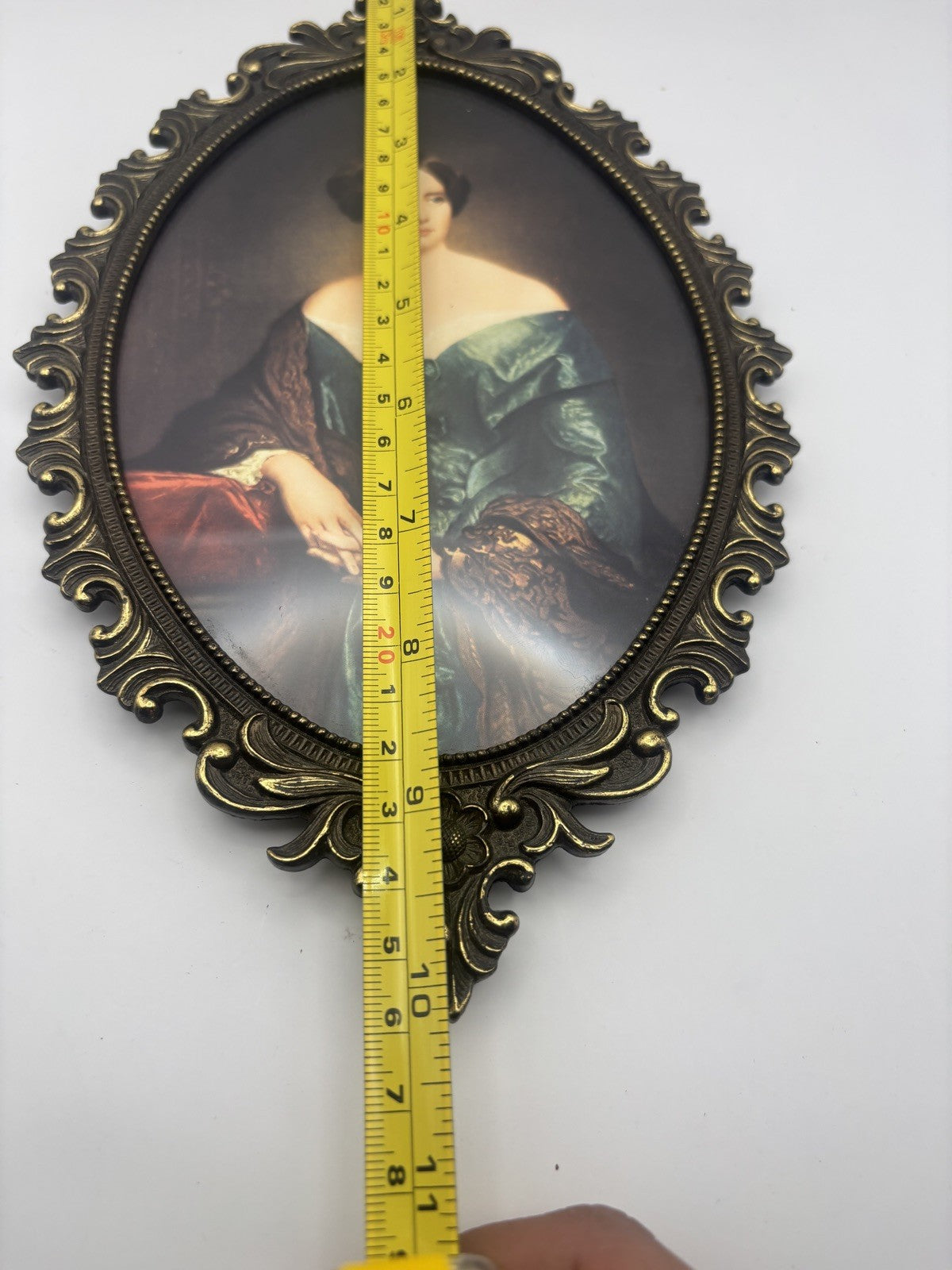 Victorian Painted Sister Oval Frame Bronze Finish Wall Hanging Art Home Decor 10