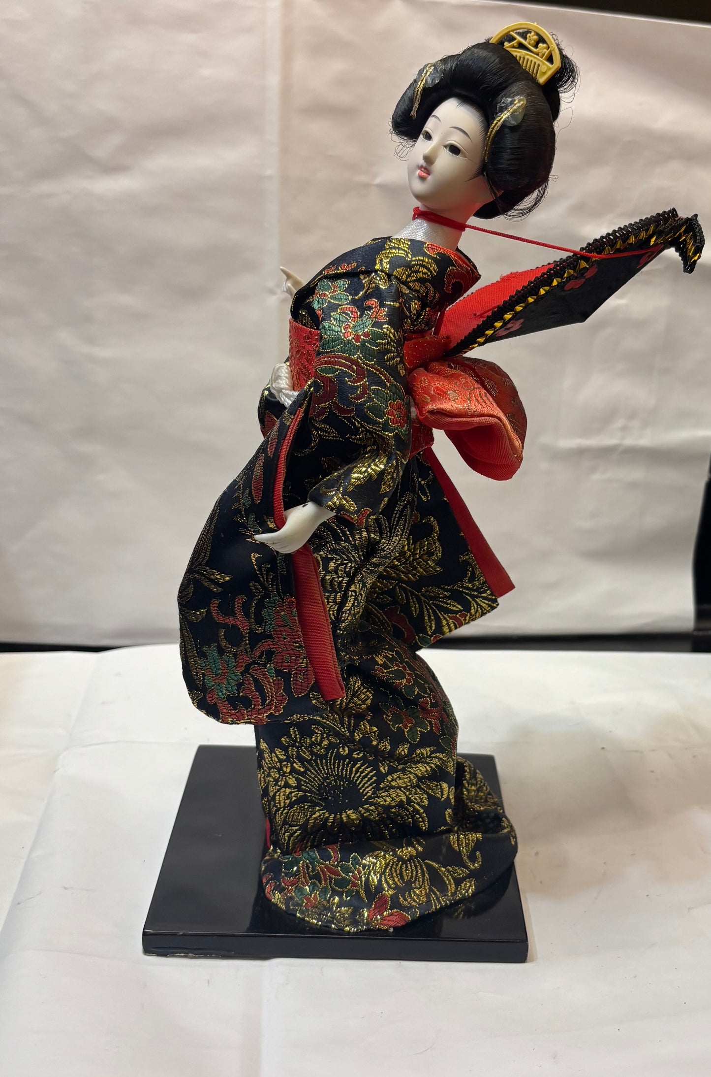Vintage Japanese Geisha Girl Doll Traditional Kimono 13" Cloth Wood Stand Fan
