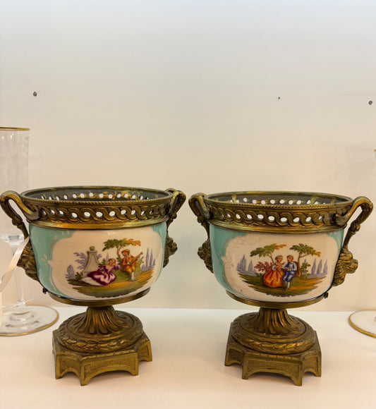 Pair of vases