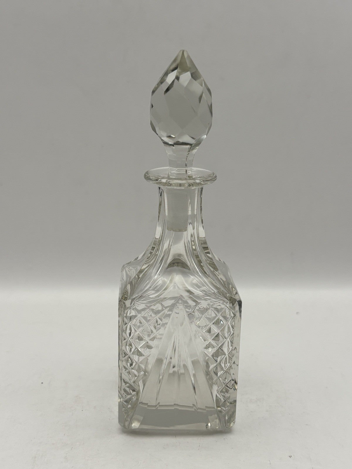 Art Deco-style Bottle Decanter Cut Crystal Desing with Stopper Made In France 5”