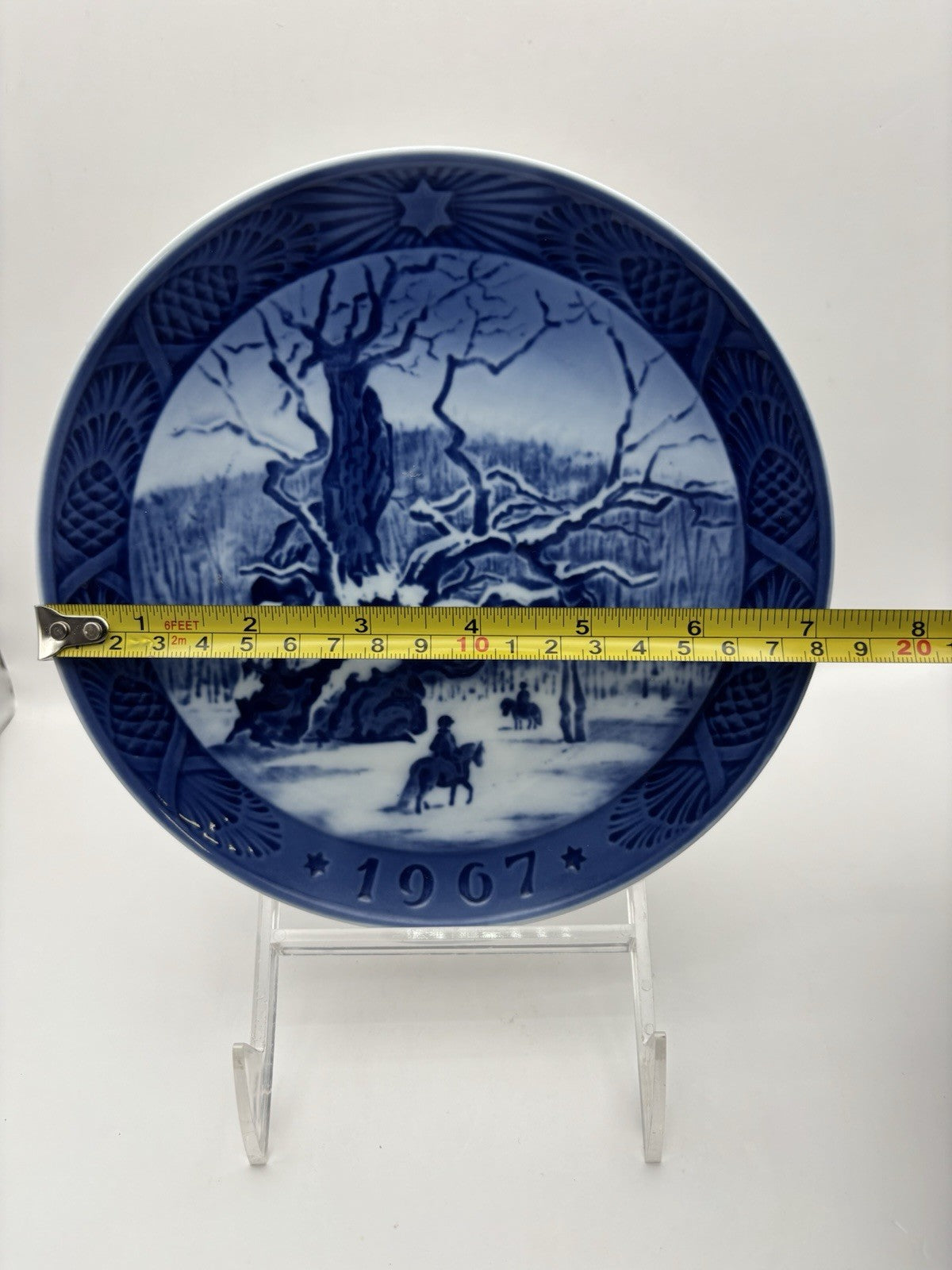 Royal Copenhagen Christmas Plate 1967 "The Royal Oak".