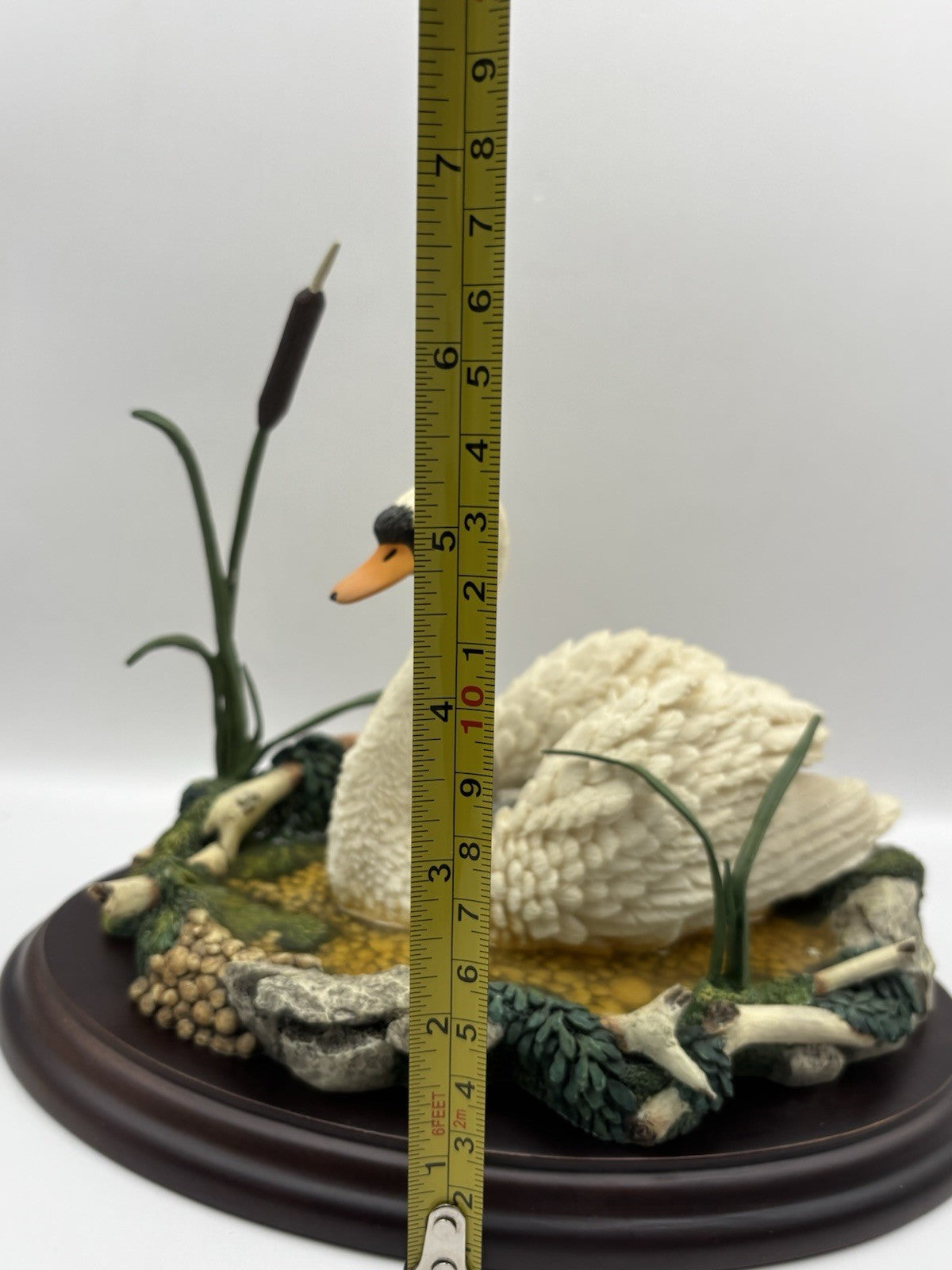 Lenox Motherly Love porcelain swan figurine mother swan with a baby nestled