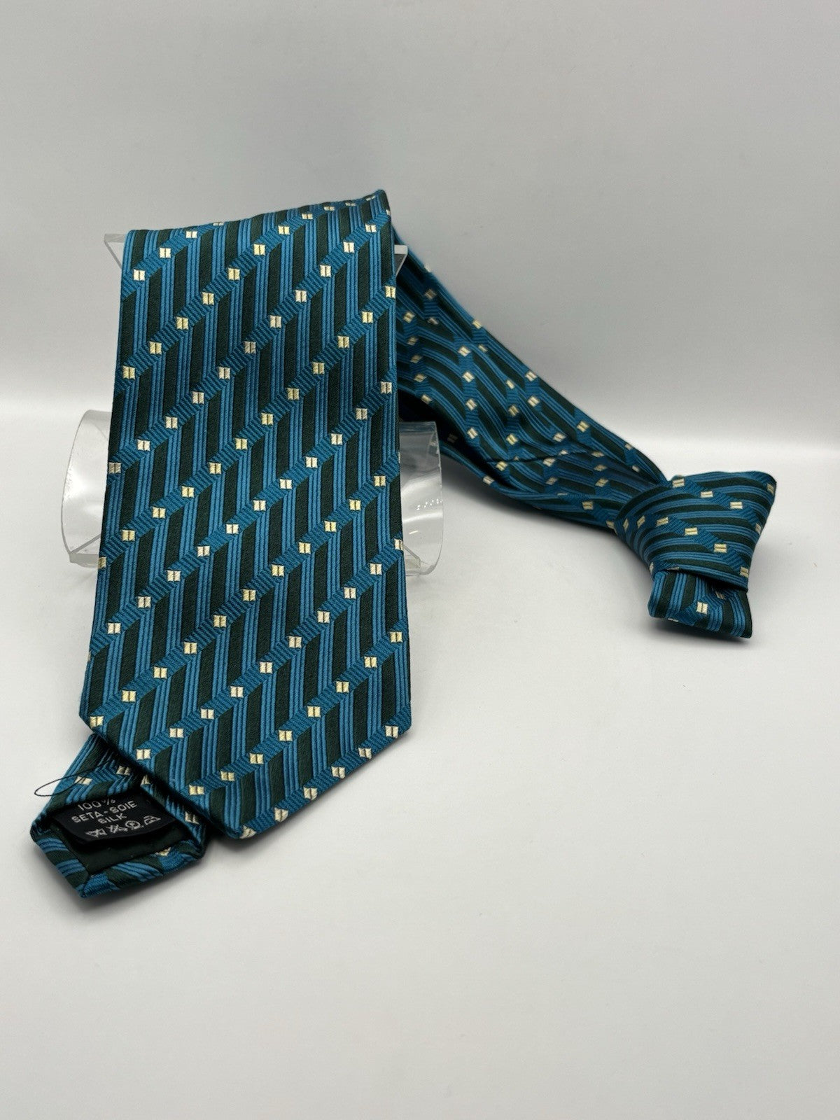 Green N Blue Gianni Versace Men's Tie 100% Silk, Made in Italy