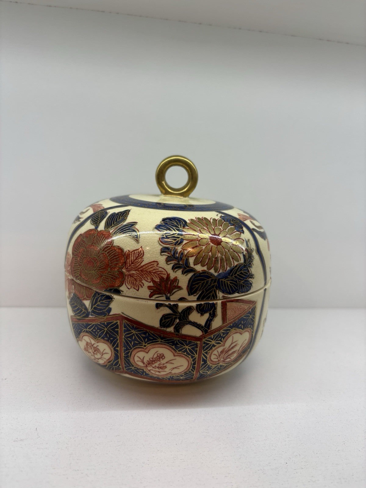 Vintage Imari Ware Ginger Jar with Lid Hand Painted Porcelain Gold Trim
