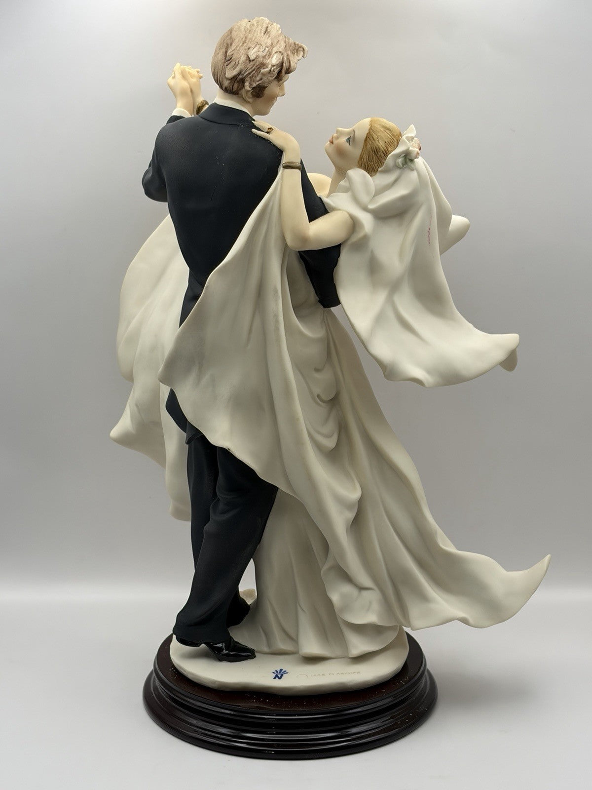 True Love Wedding by GIUSEPPE ARMANI Figurine MADE IN ITALY W/BOX