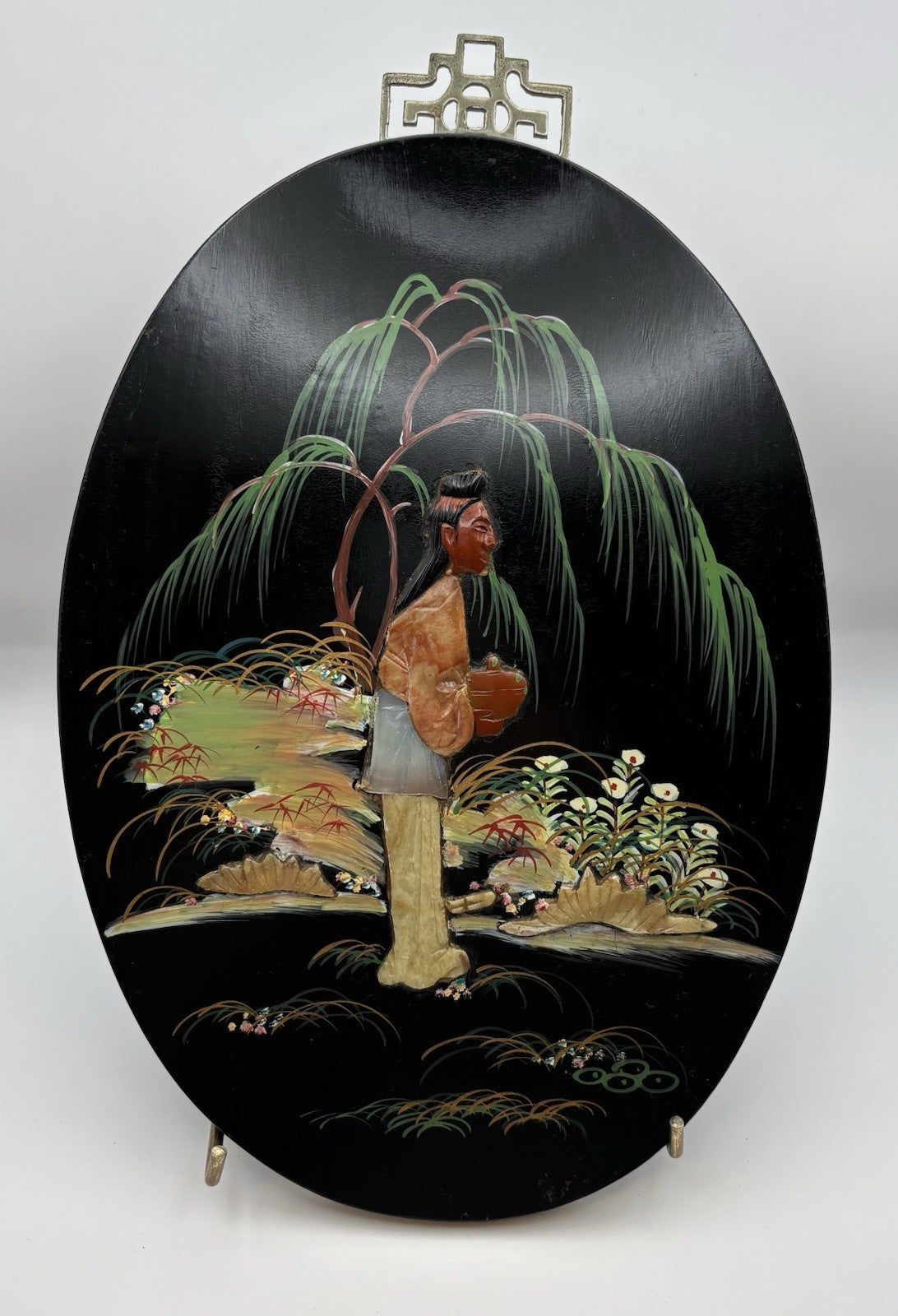 Vintage Oriental Asían Oval Wall Art Framed Hand Painted Wood