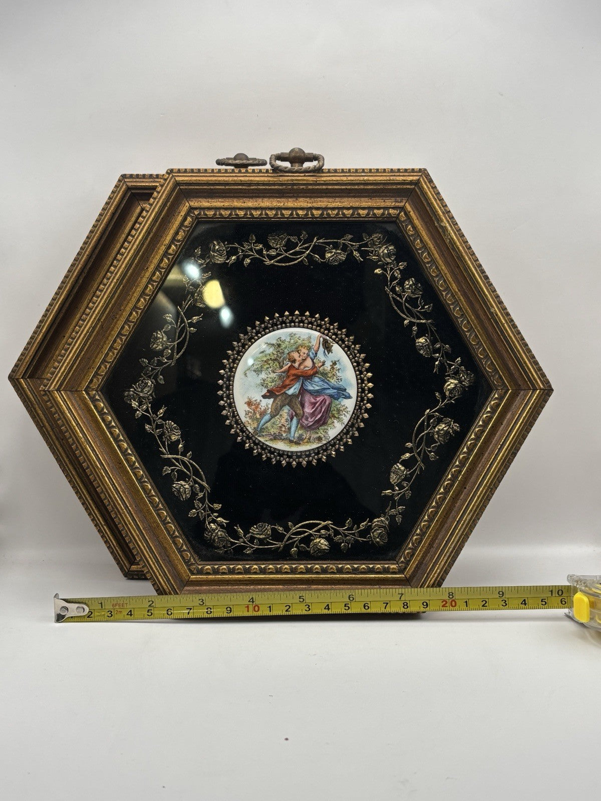Framed wall hanging hand-painted porcelain plaque depicting a courting couple 9