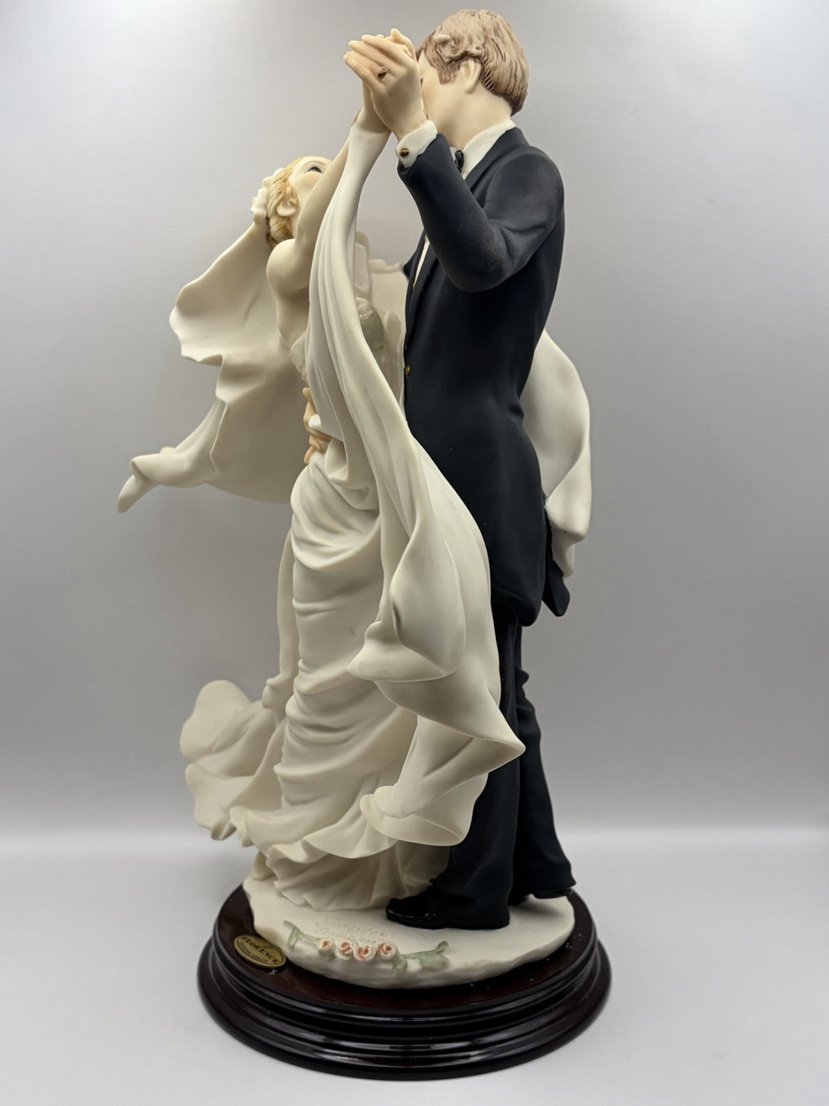 True Love Wedding by GIUSEPPE ARMANI Figurine MADE IN ITALY W/BOX