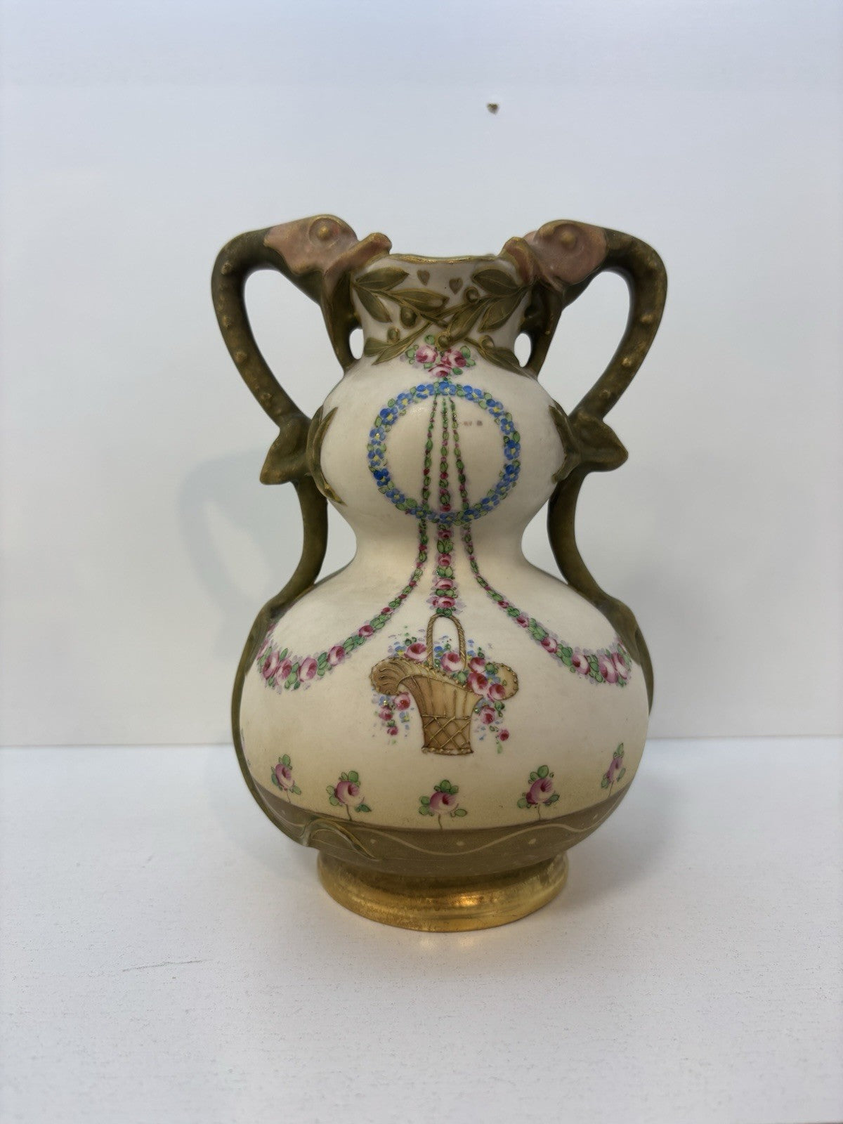 amphora Rstk porcelain lizard salamander Vase