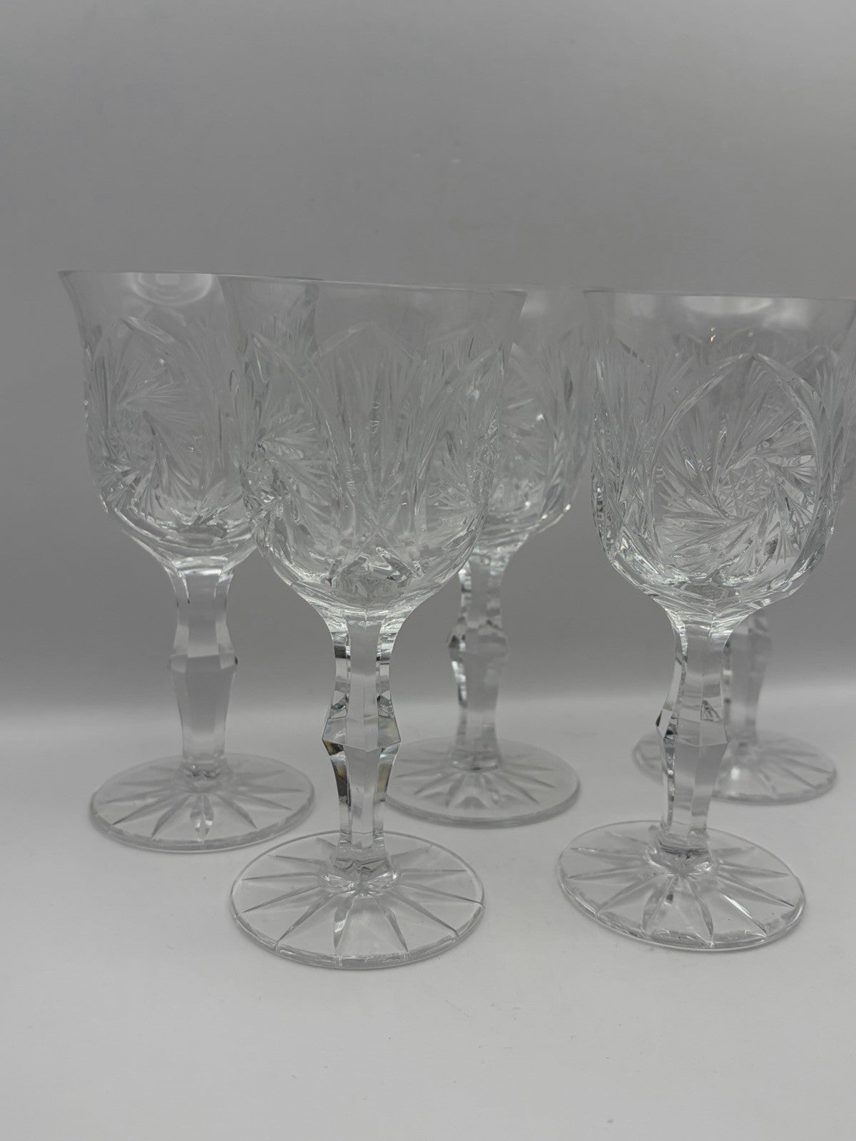 American Cut Crystal Eleanor Pattern Wine Glass. Set of 5 Excellent Condition