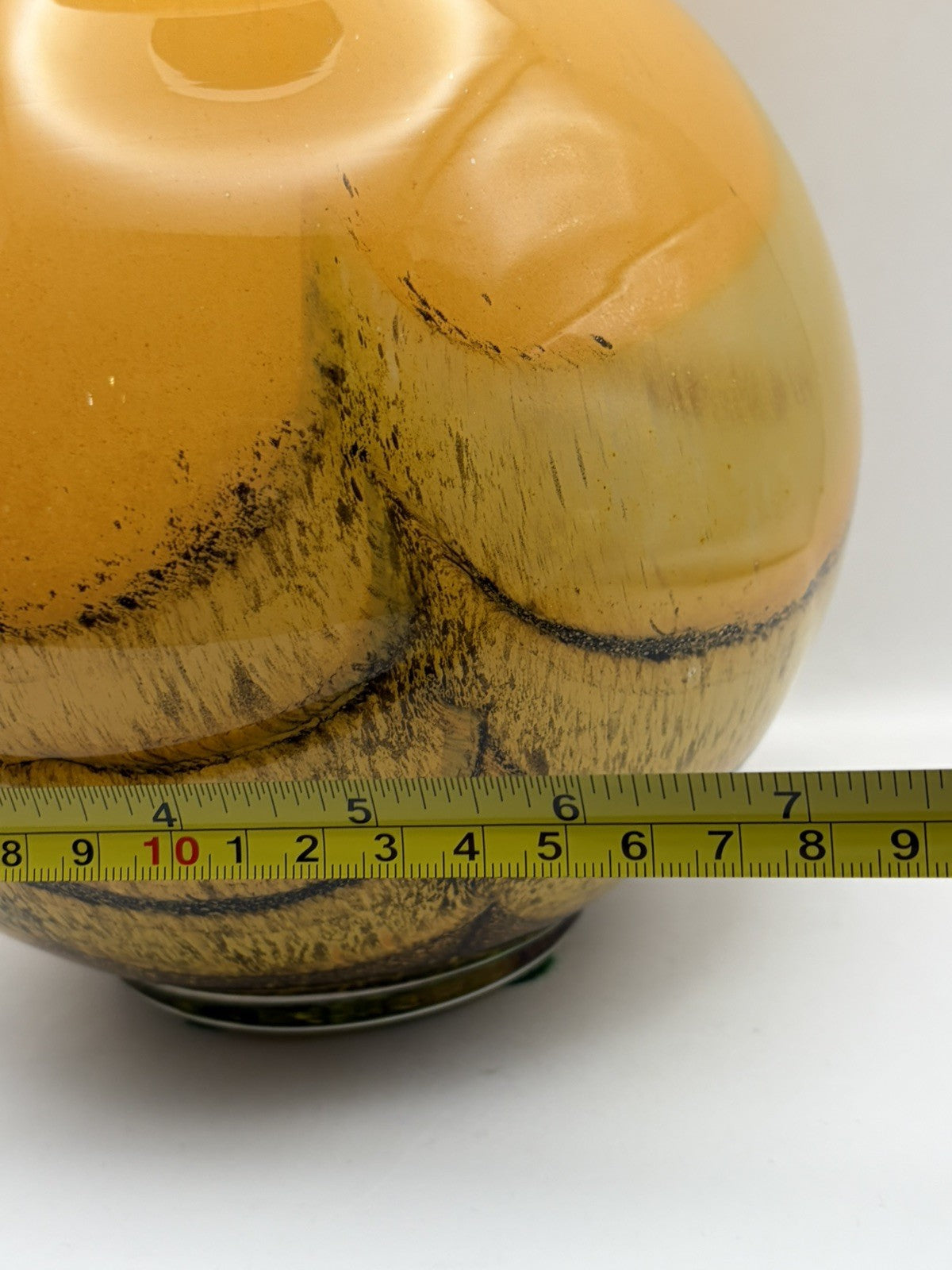 Maestri Vetrai hand-blown art glass vase featuring a warm amber tone
