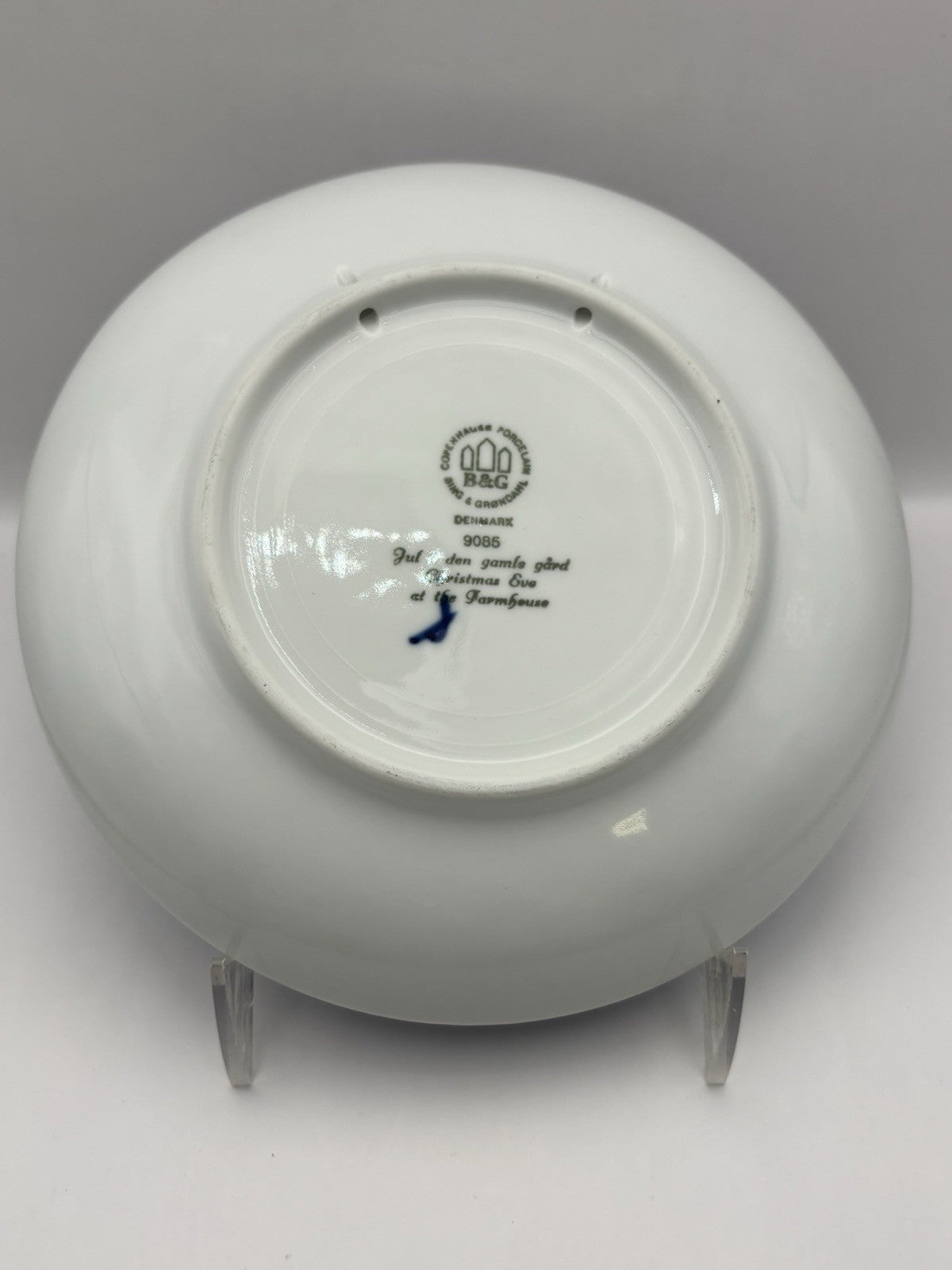 BING & GRONDAHL 1985 Christmas Plate #9085 Signed by EDVARD JENSEN Copenhagen