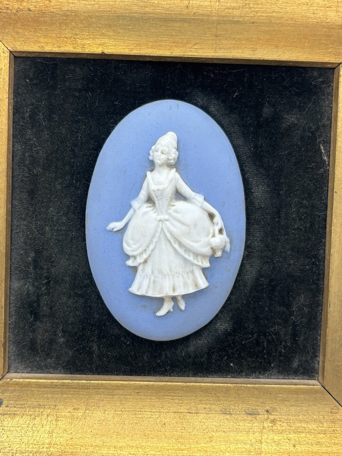 Wedgwood Jasperware framed plaques Neoclassical figurine white N blue Antique.
