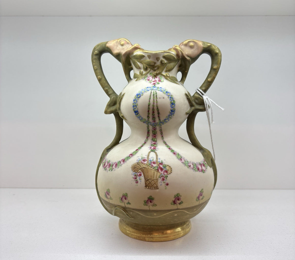 amphora Rstk porcelain lizard salamander Vase