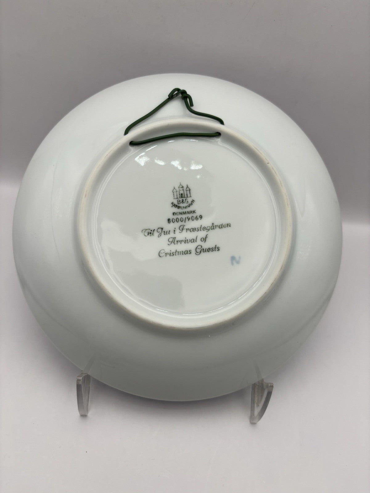 Bing & Grondahl 1969 Christmas Plate Arrival of Christmas Guests 8000/9069 B&g