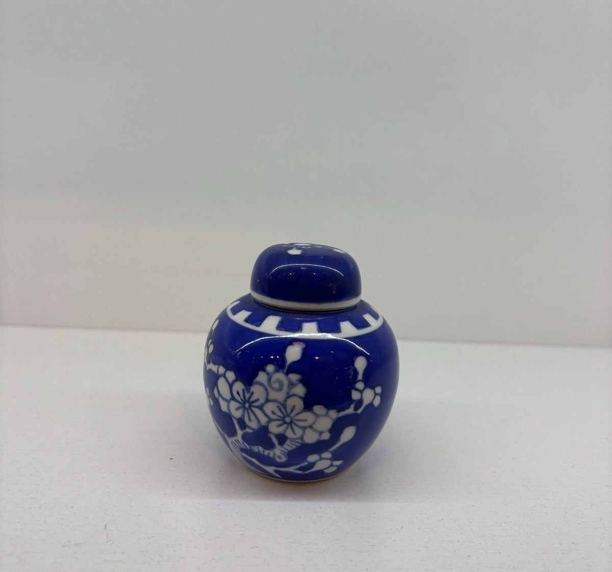 Antique Fabulous Chinese Prunus Ginger Jar with Lid  Made In China 4 Inches T.