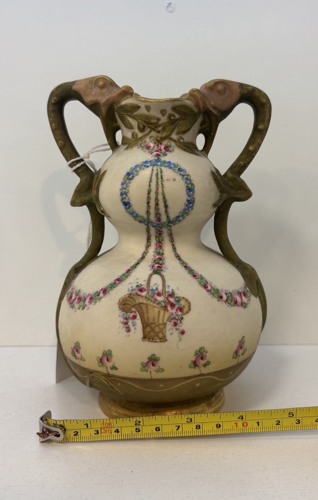 amphora Rstk porcelain lizard salamander Vase