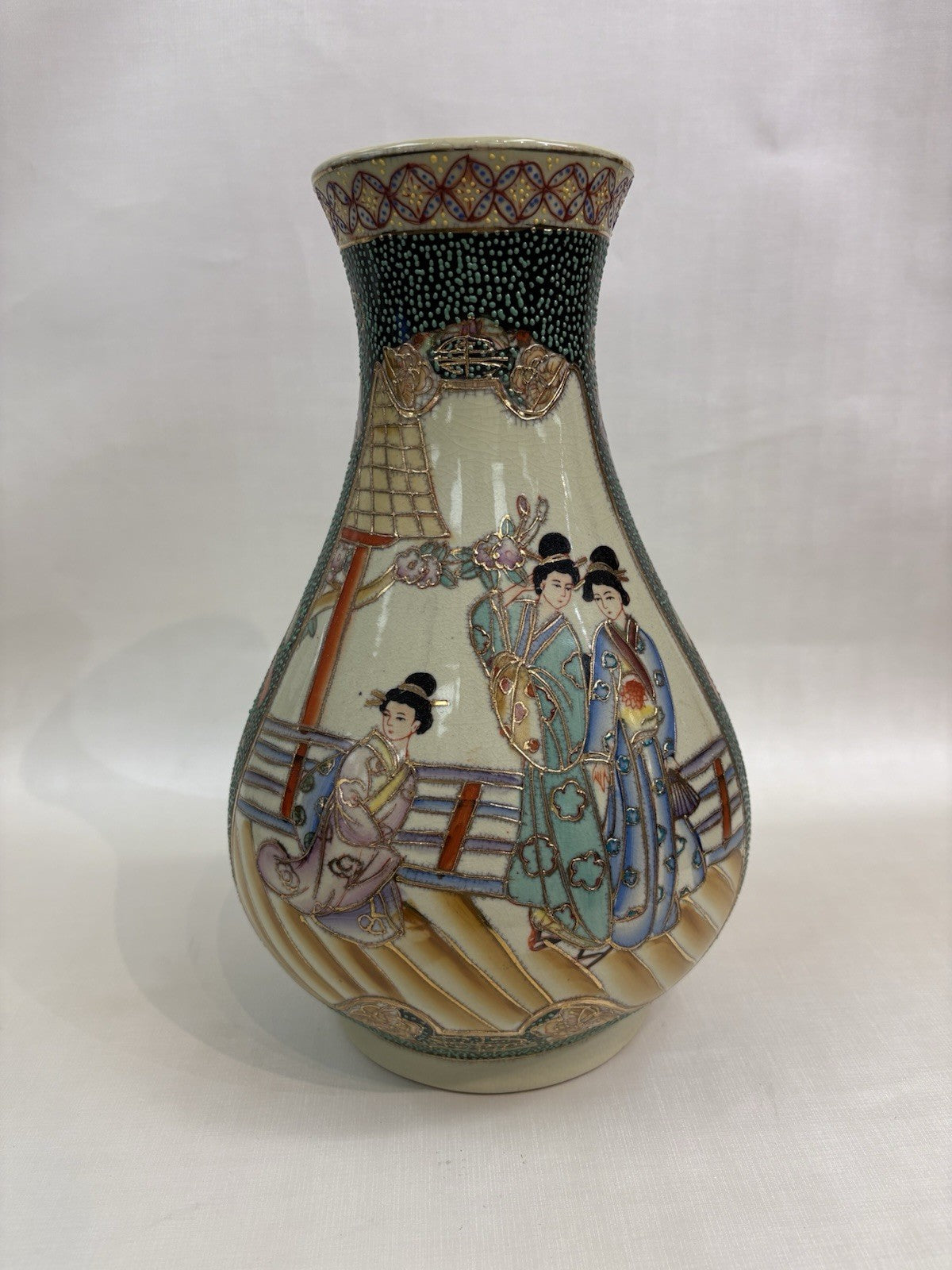Vintage Chinese Porcelain Hand-Painted Vase 12”  Beautiful Design