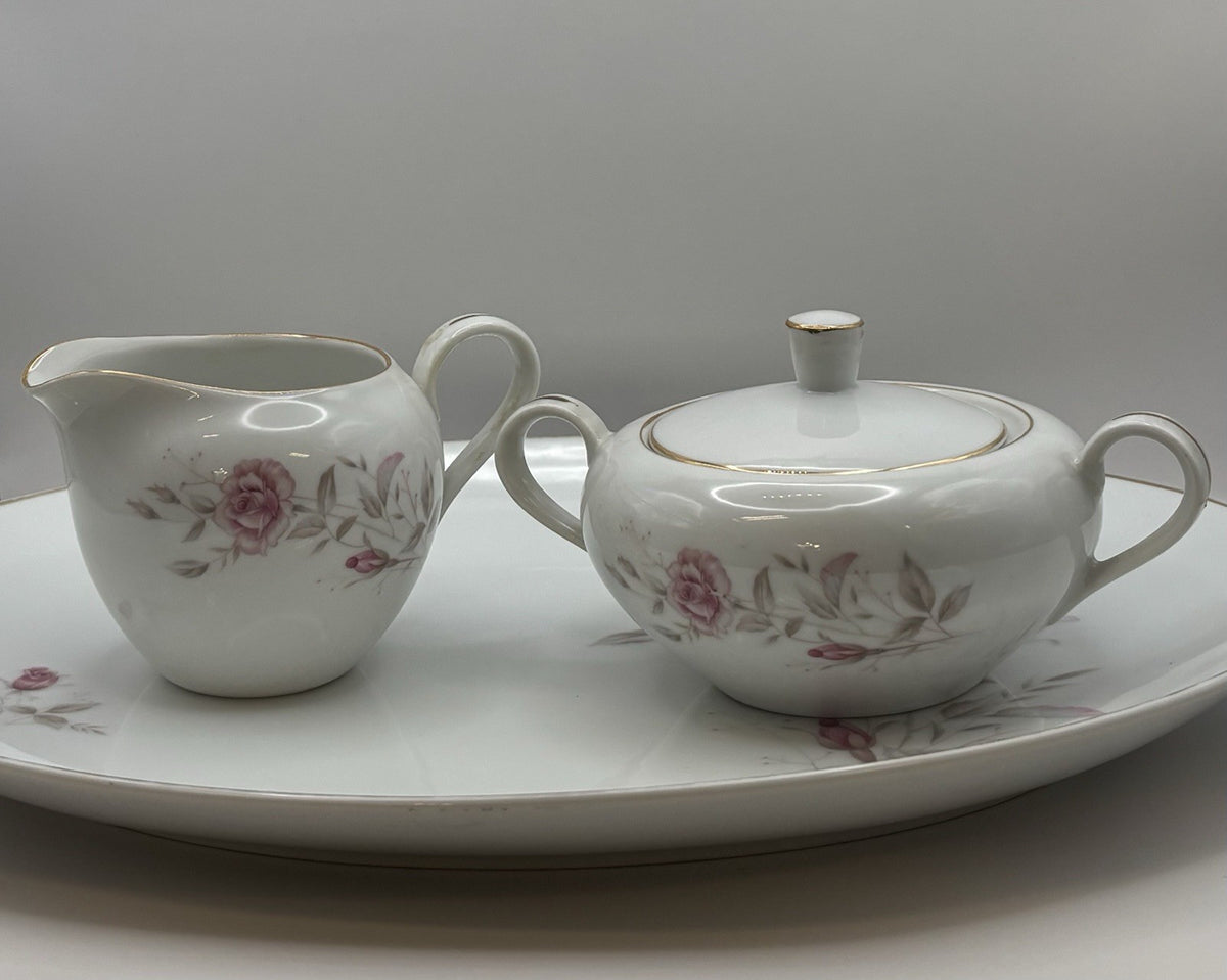 Set of 61 Pieces of Fine China Laura 8542 Japan Dinner Plates