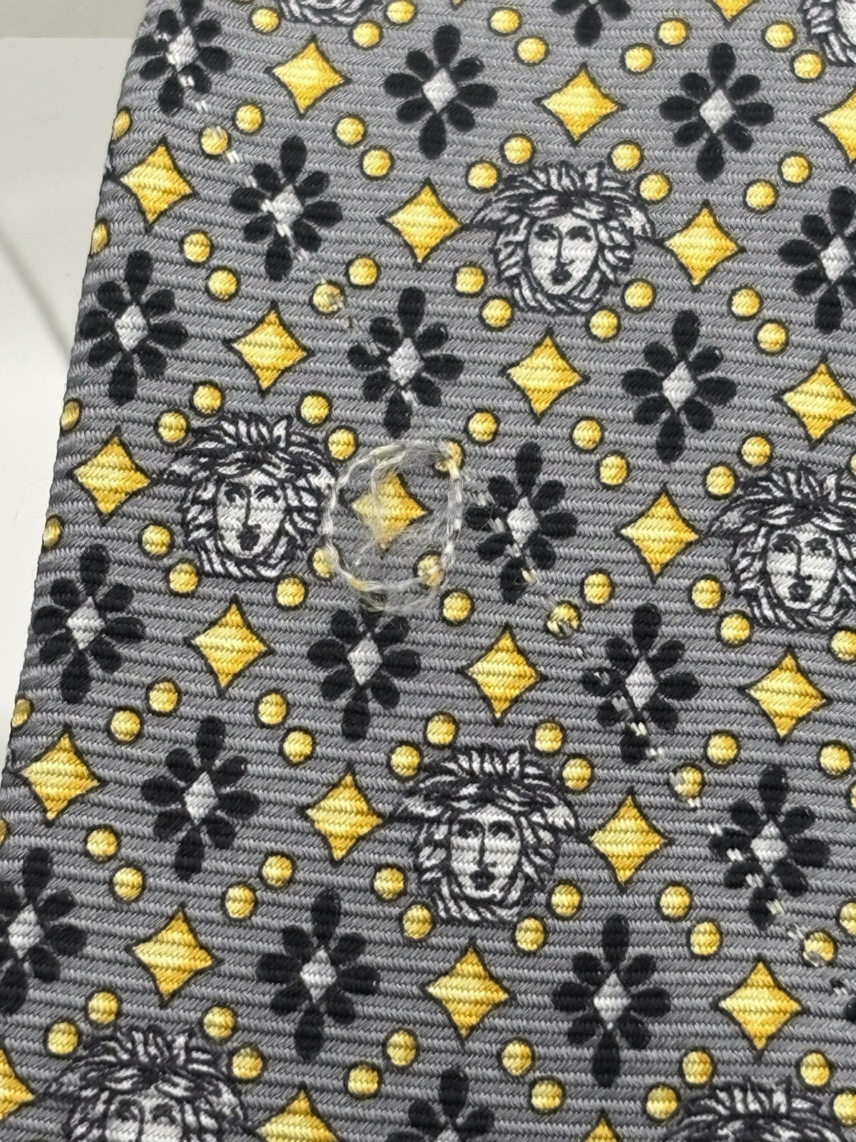 Gianni Versace Tie 100% Silk Grey and Gold Medusa Head Pattern Men's Necktie