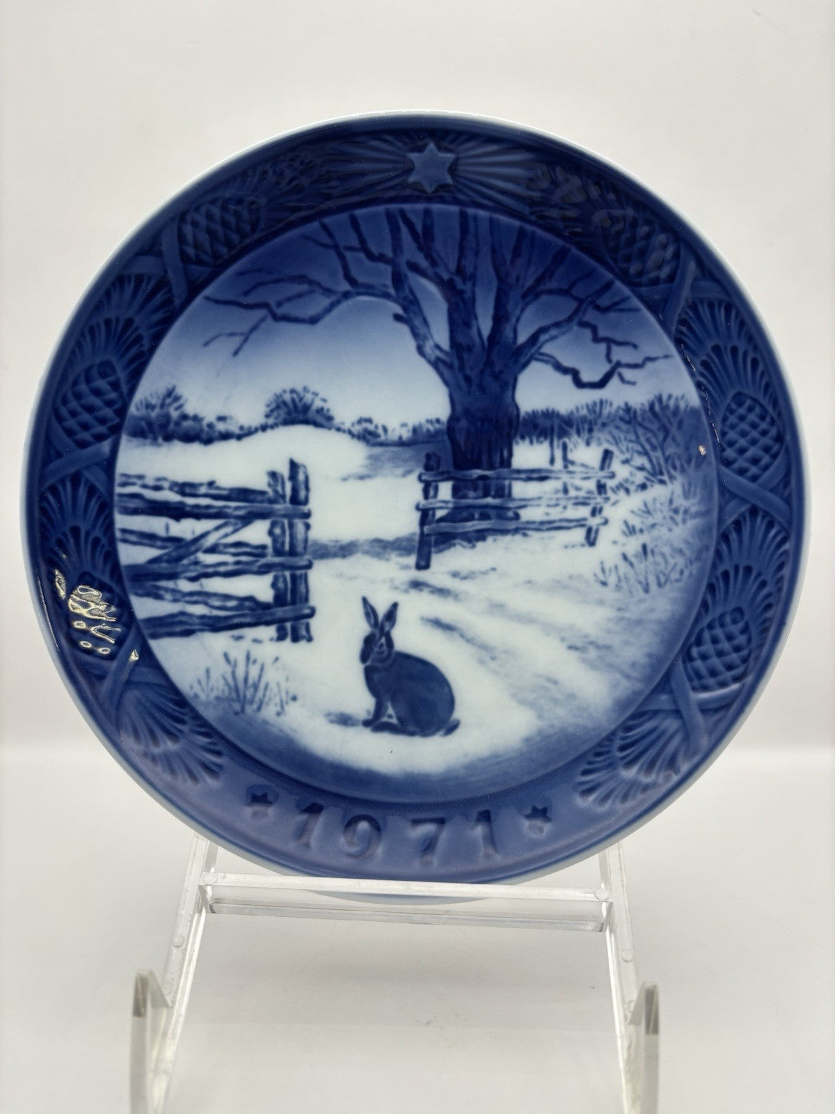 Royal Copenhagen Hare in Winter plate 1971 blue and white porcelain