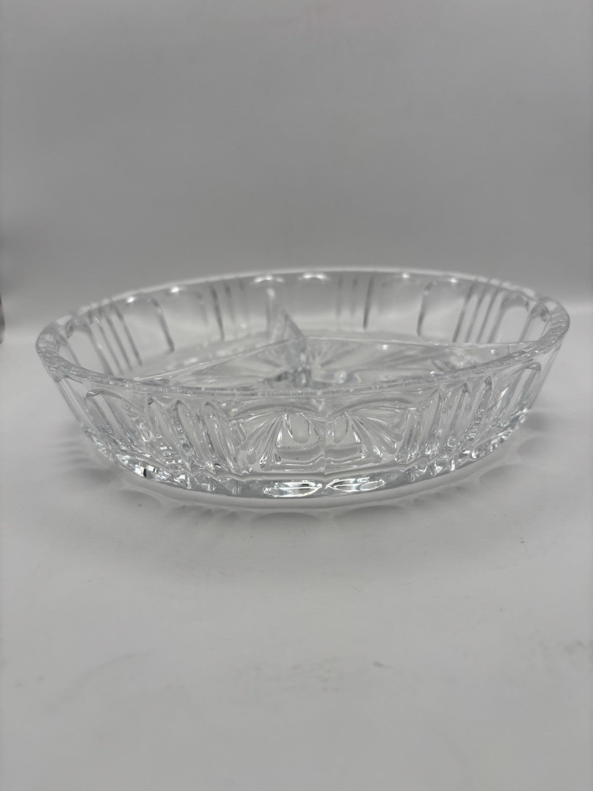 Vintage 3-section Divided Glass Serving Plate Appetizer Tray Clear Glass
