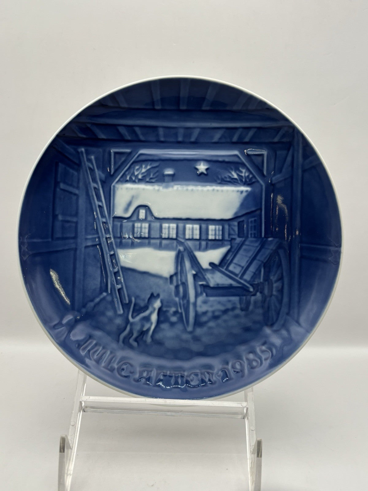 BING & GRONDAHL 1985 Christmas Plate #9085 Signed by EDVARD JENSEN Copenhagen