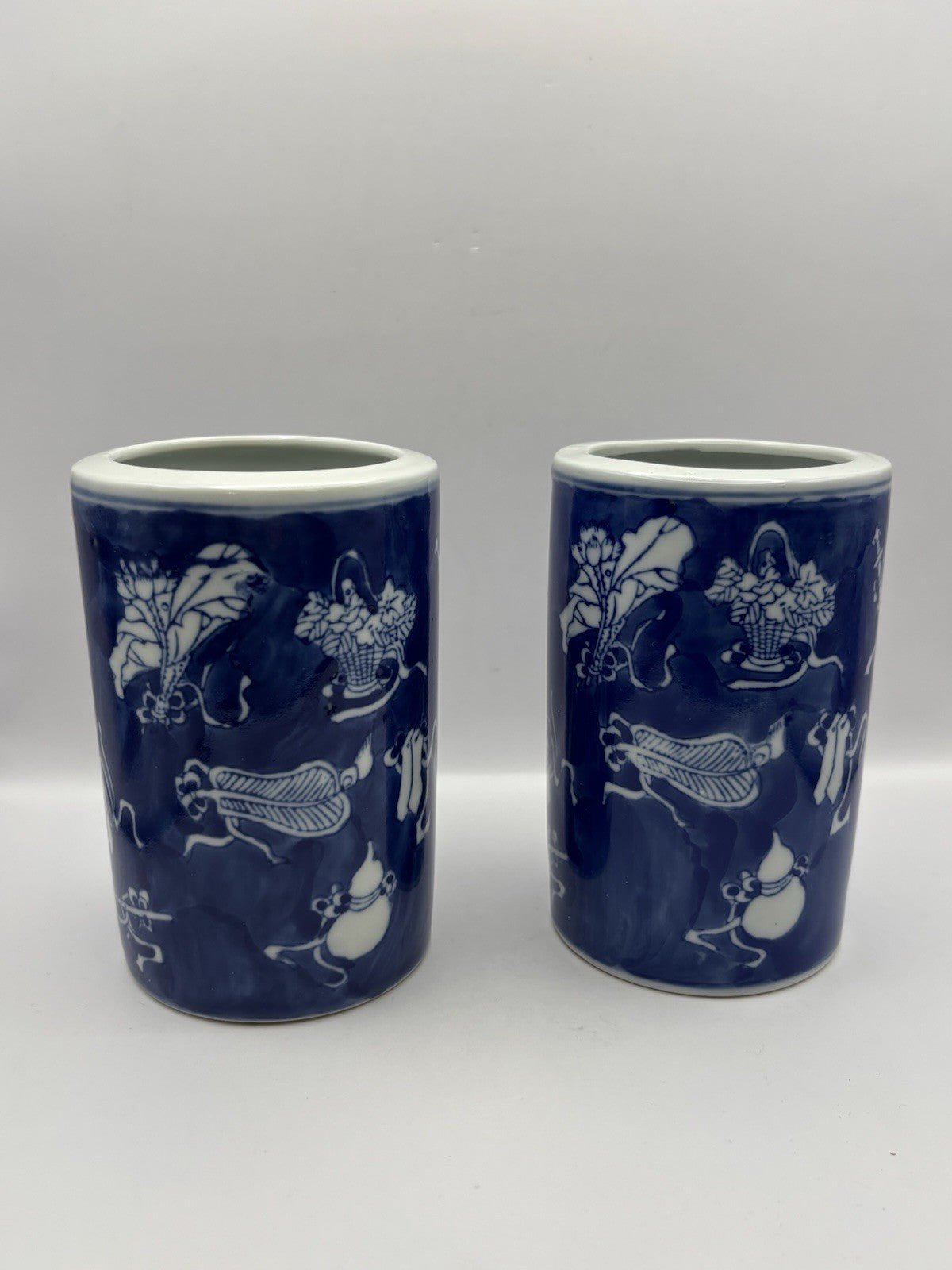 Pair of Blue and White Porcelain bitong  Hand Painted Made In China