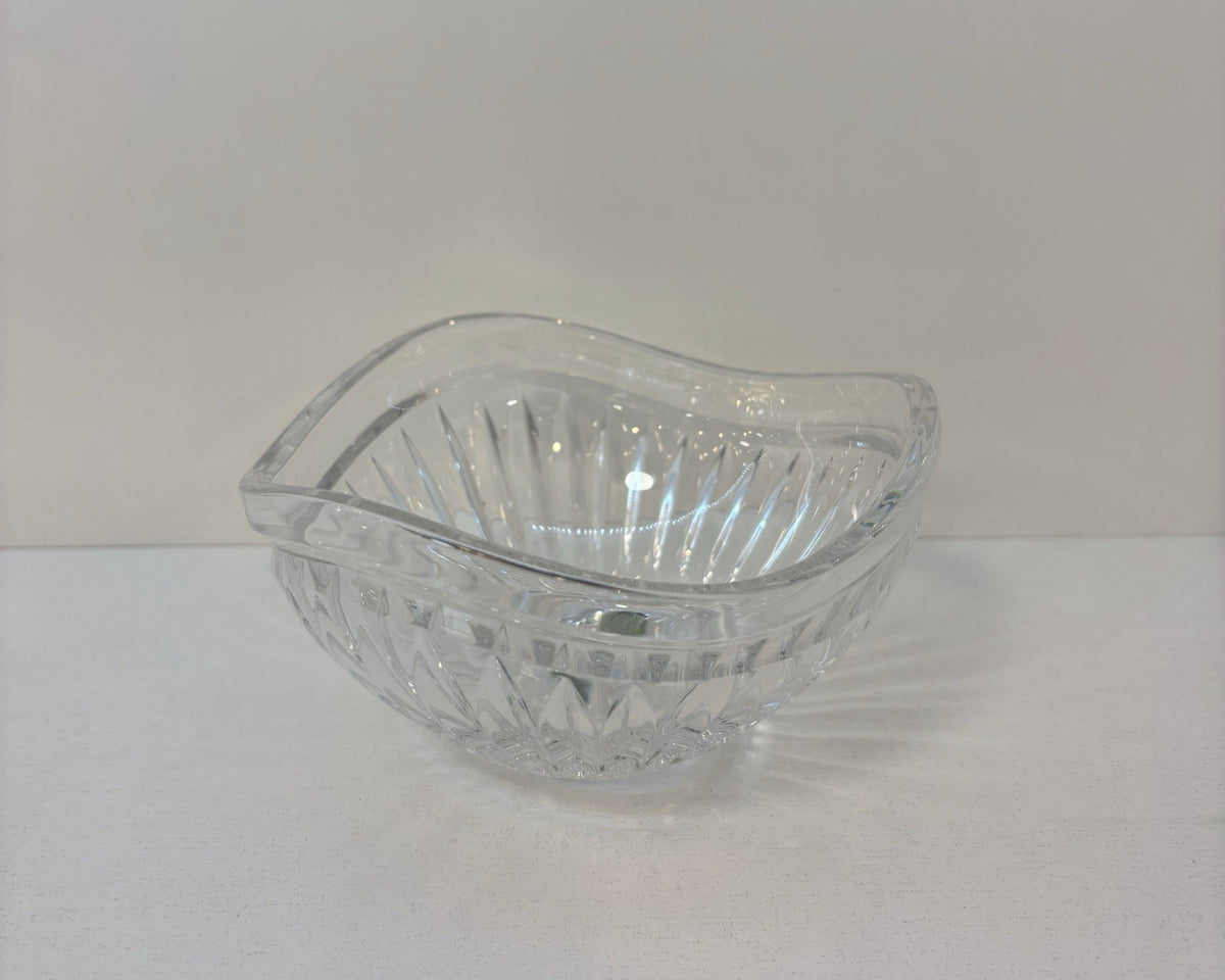 Beautiful vintage mikasa triangular cut crystal made in Germany