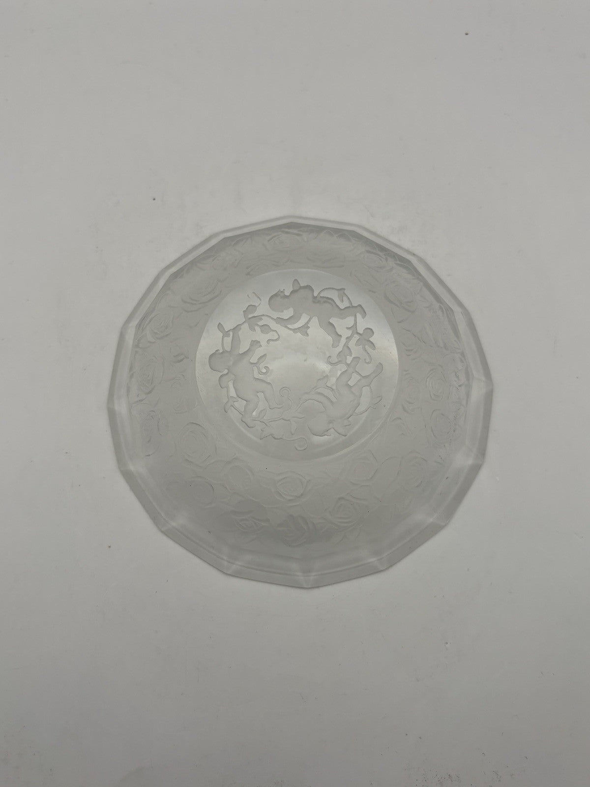 Heinrich Hoffmann Art Deco Floral Glass with Engraved Cherubs and Flowers