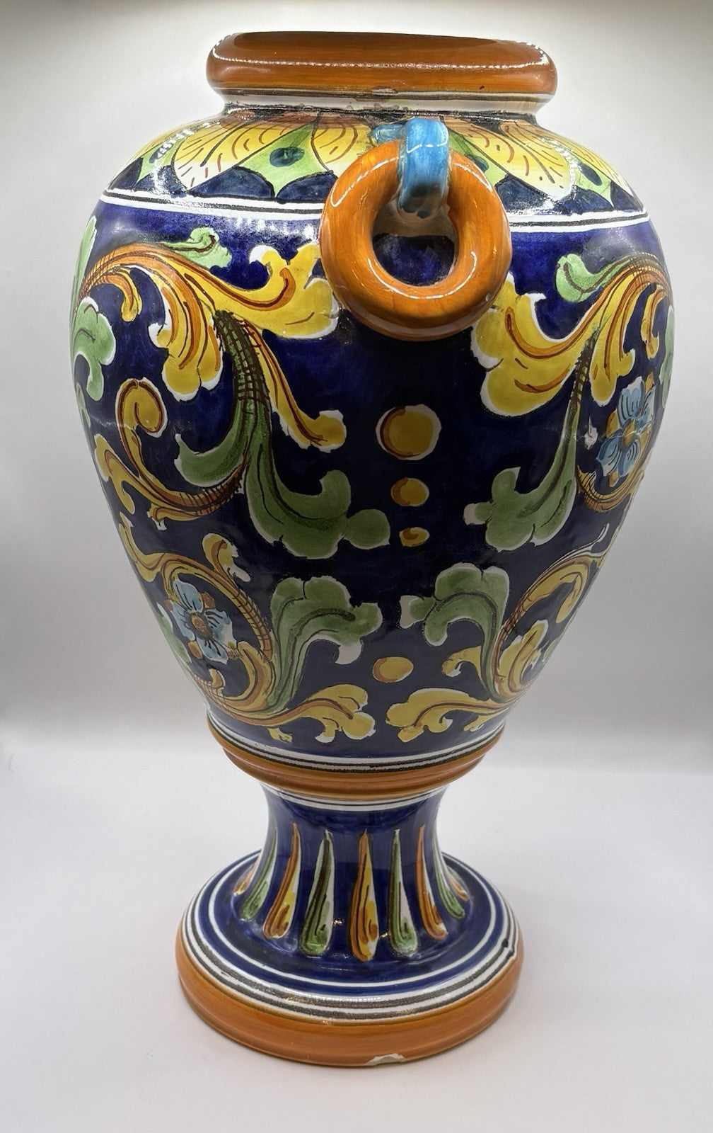 Italian Pottery de Caro Caltagiroye Dipinto A Mano Hand Painted Vase Signed 14”