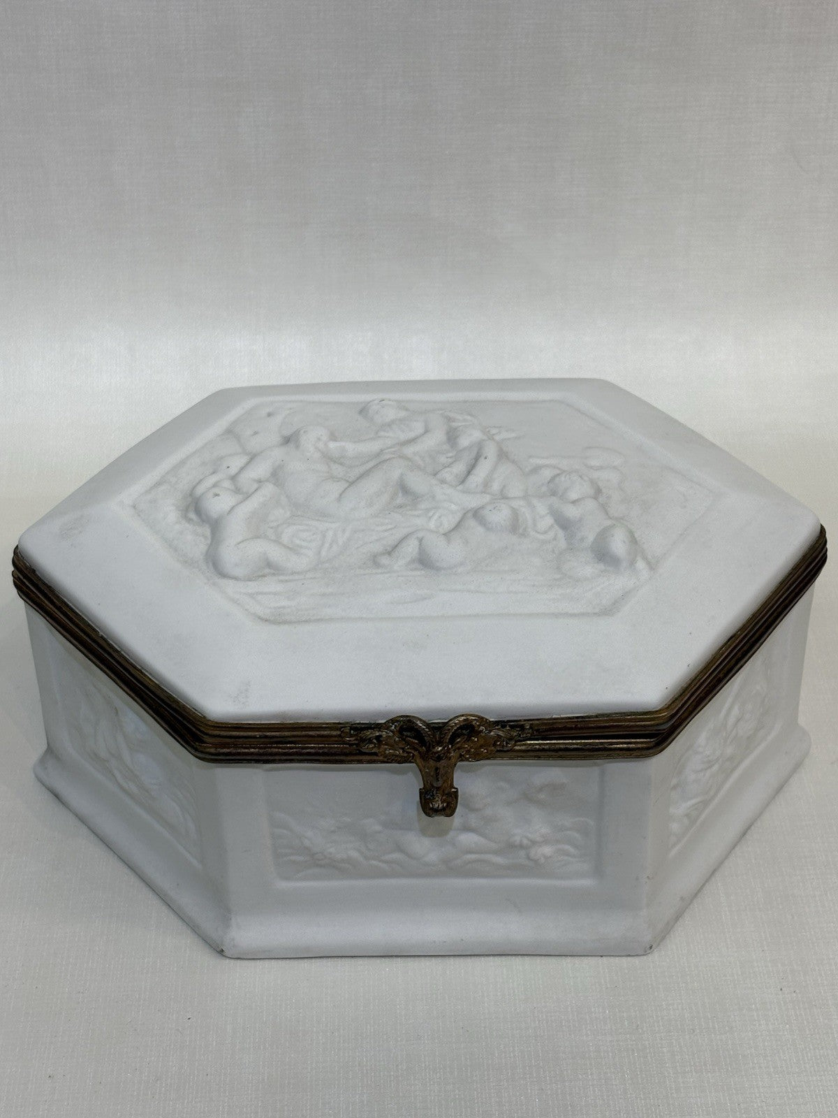 Sevres Antique Porcelain Hand Painted Jewelry Trinket Box Signed