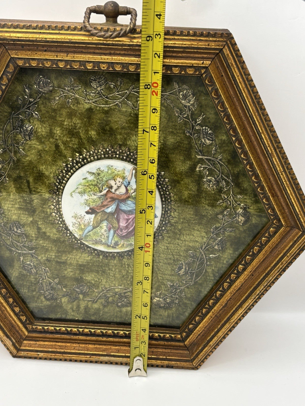 Framed wall hanging hand-painted porcelain plaque depicting a courting couple 9
