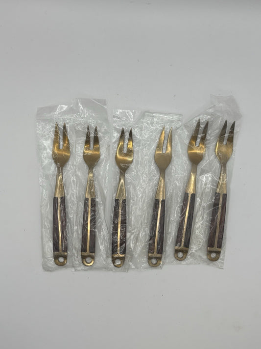 6 Hors D' Oeuvres Forks Thailand Wood/Brass Handle Stainless Steel Vintage