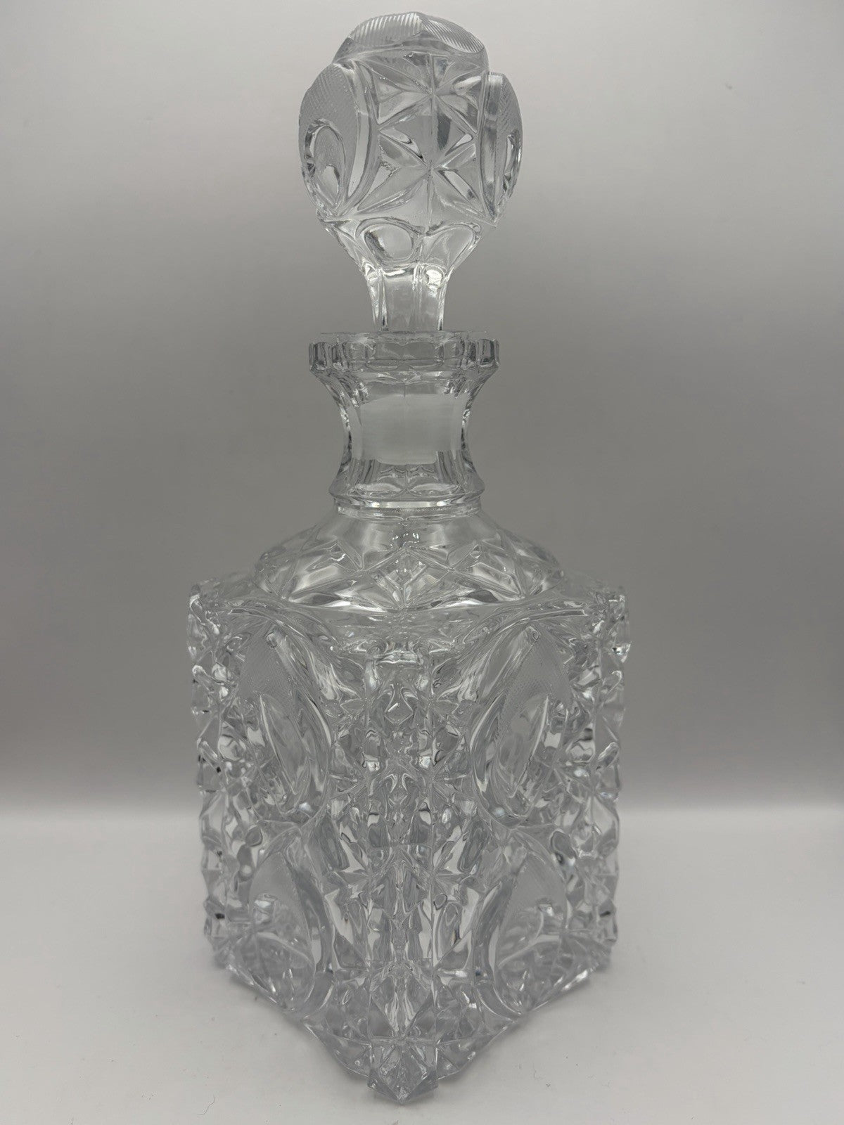 Vintage Decanter Crystal Glass Cut & Pressed w Stopper 10” Tall