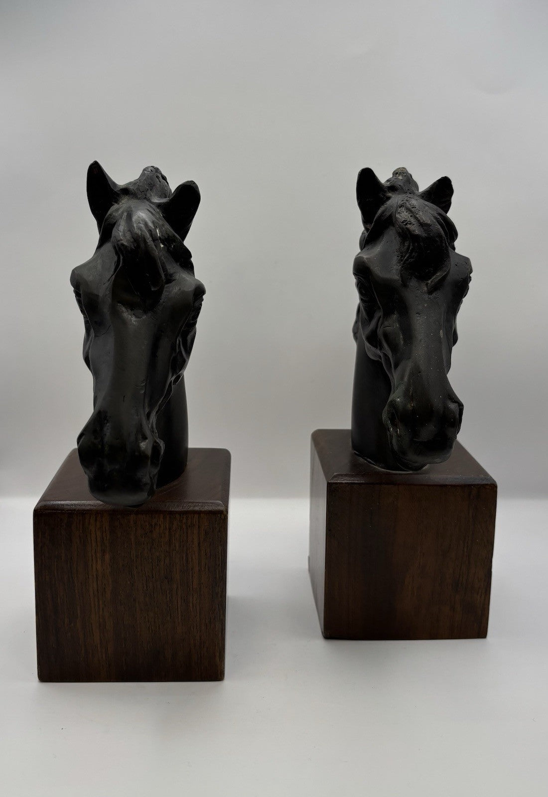 Black Horse Head Decorative Bookends Bronze W Wood Base Home Decor Gift Idea 8.3