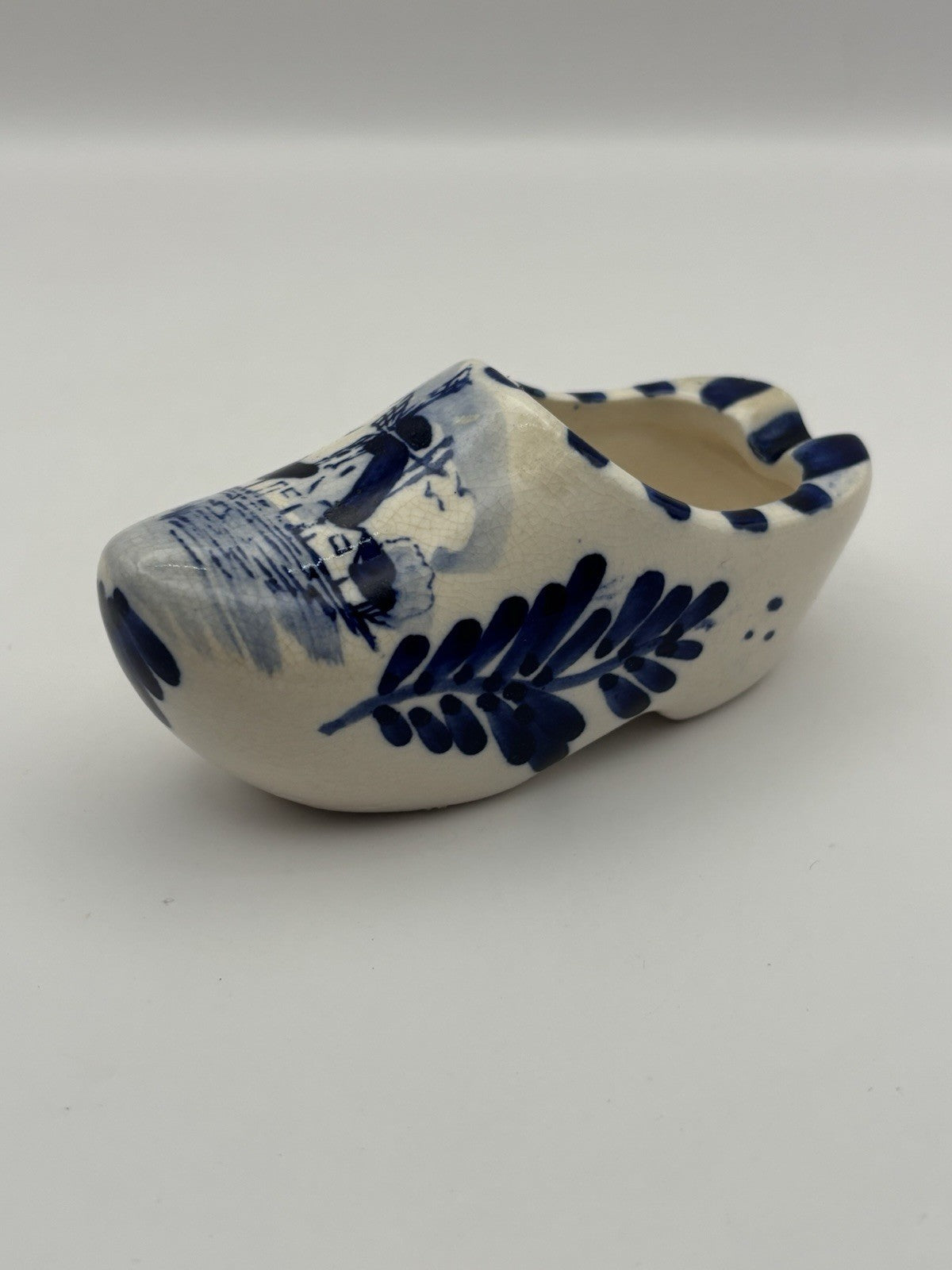 Vintage Dutch Delft Blue hand-painted ceramic clog ashtray windmill scene