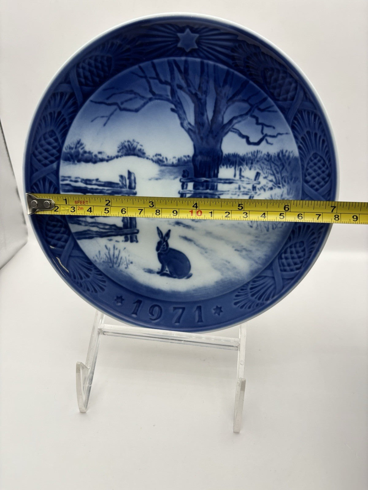 Royal Copenhagen Hare in Winter plate 1971 blue and white porcelain