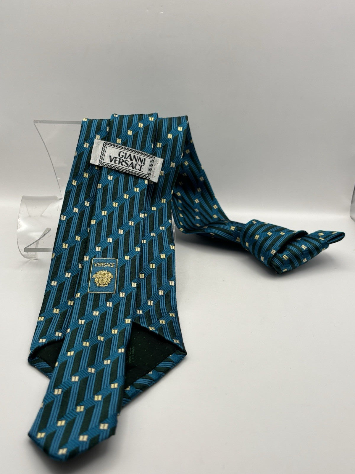 Green N Blue Gianni Versace Men's Tie 100% Silk, Made in Italy