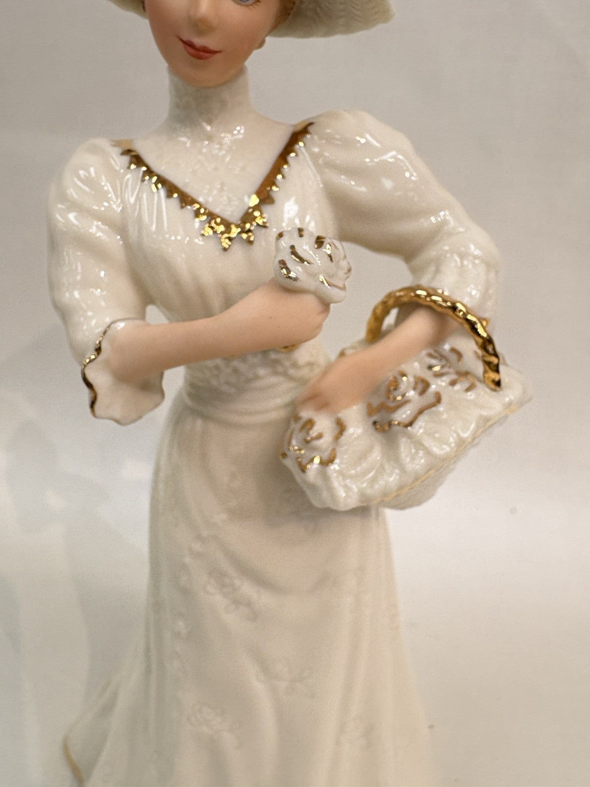 1999 Lenox Governor's Garden Party Vintage Porcelain Figurine 9”
