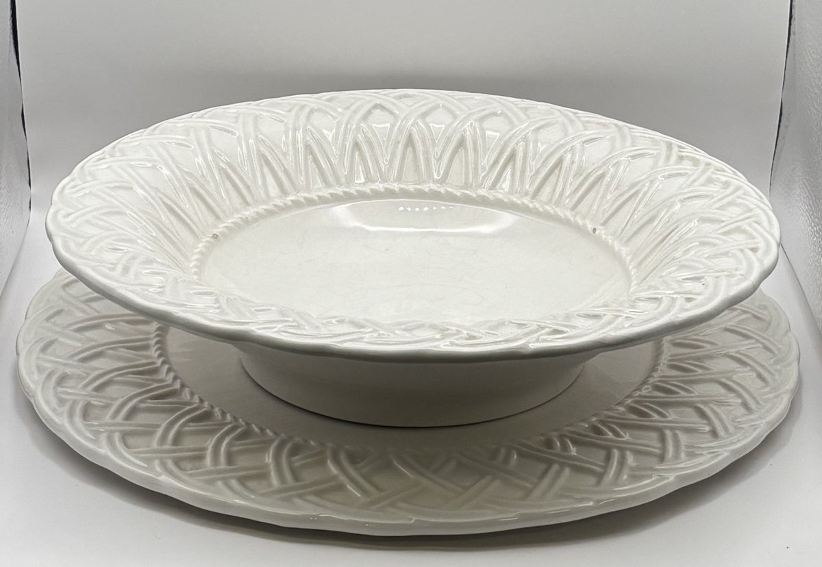 Tiffany & Co. White Woven Basket Weave 13" Serving/Centerpiece Bowl