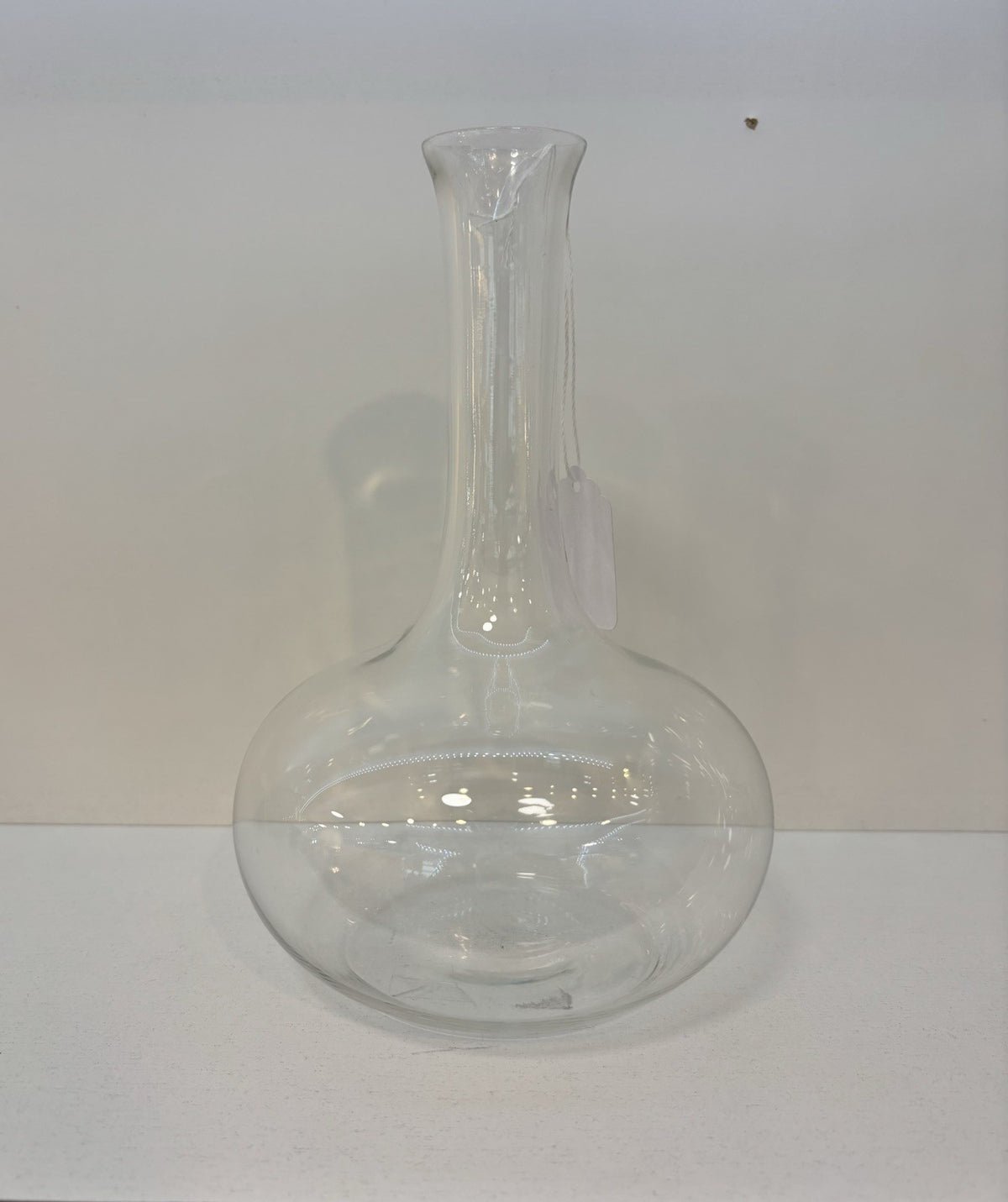 Beautiful Crystal Seneca vase Signed