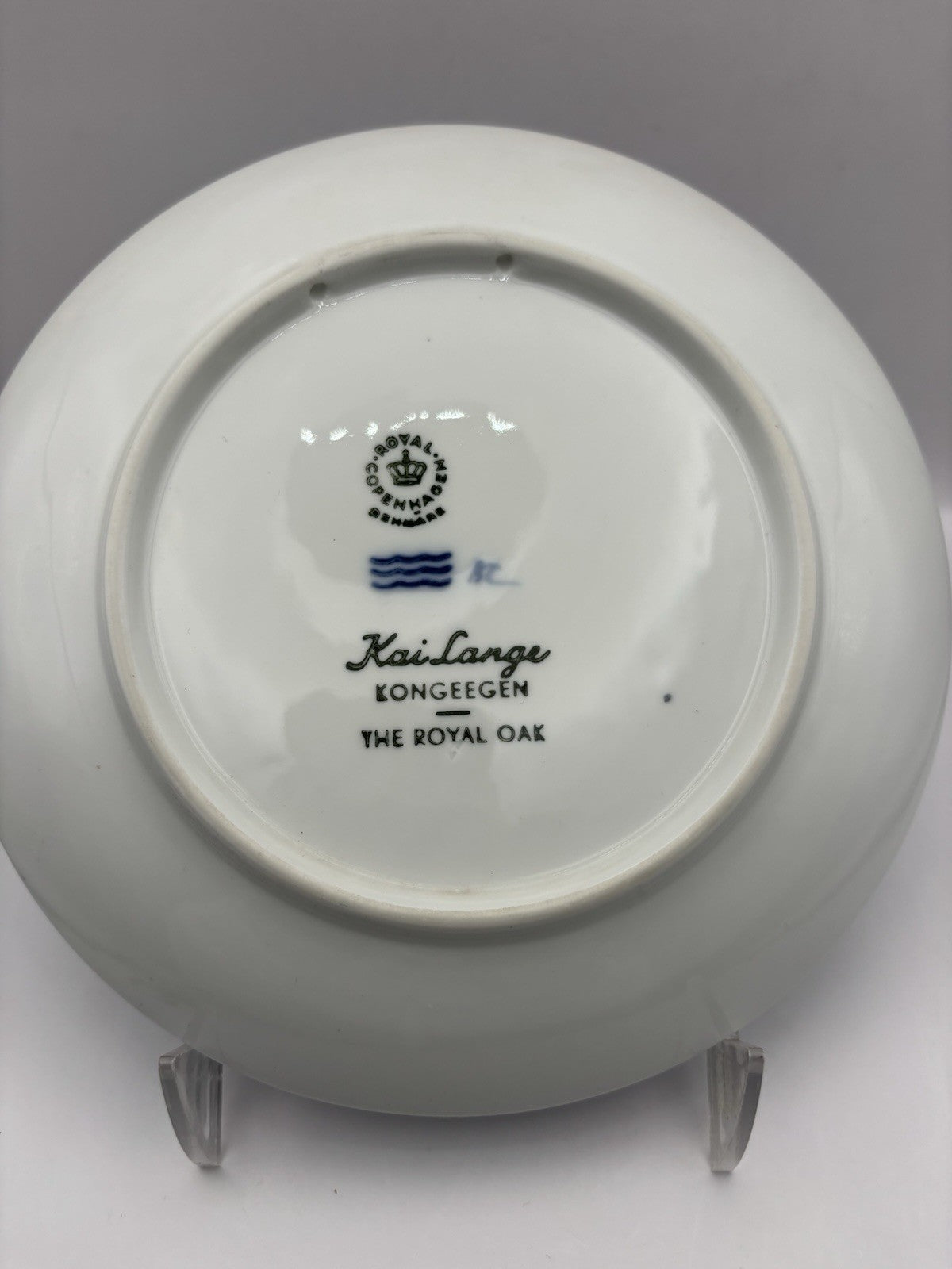 Royal Copenhagen Christmas Plate 1967 "The Royal Oak".