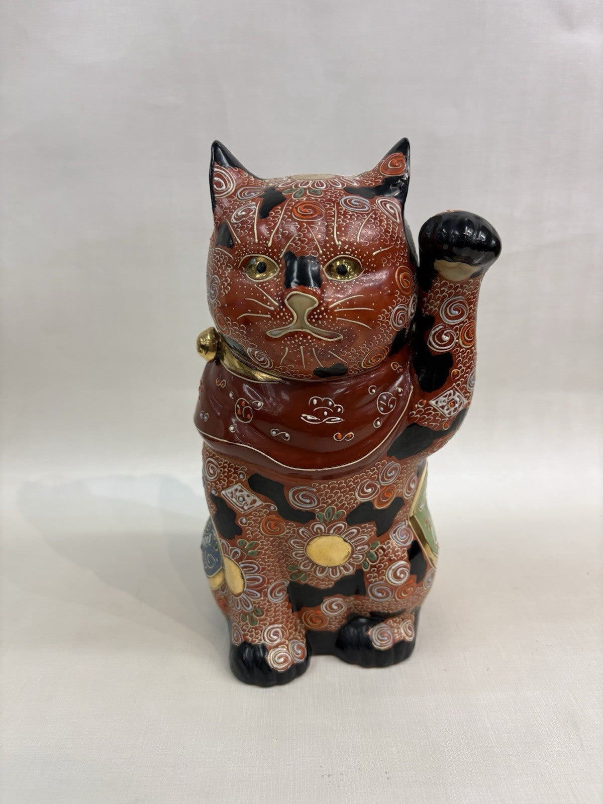 Kutani Ware Maneki-neko (Lucky Cat) Sculpture Figurine 10”