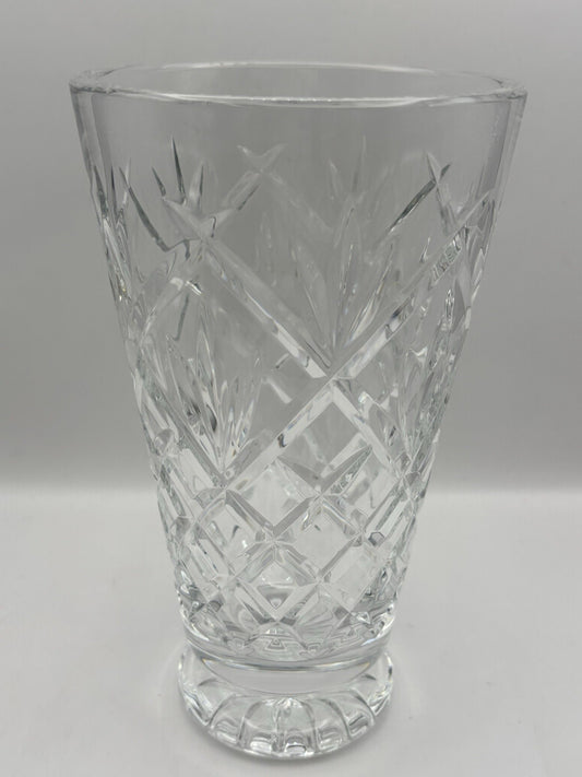 Waterford Crystal Innisfree 8 Pedestal Footed Vase. Excellent Condition