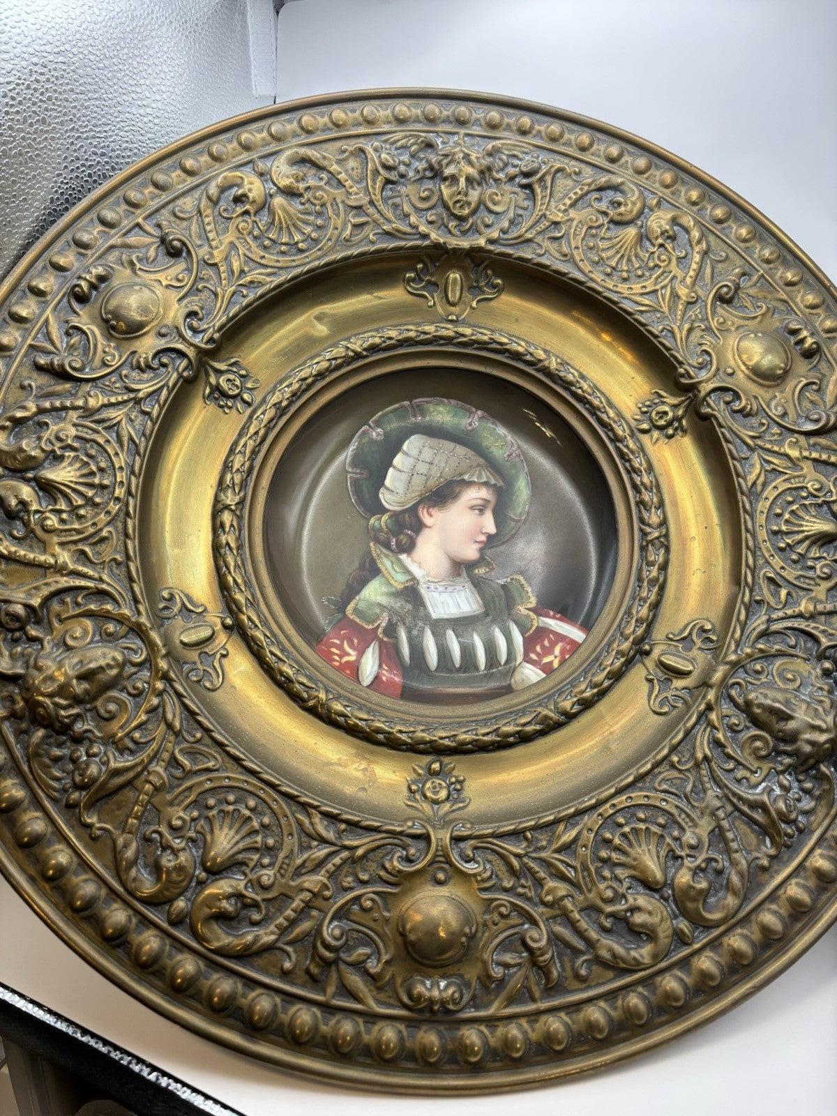 19th century portrait on porcelain, hand-painted decoration, brass France 17” Tl